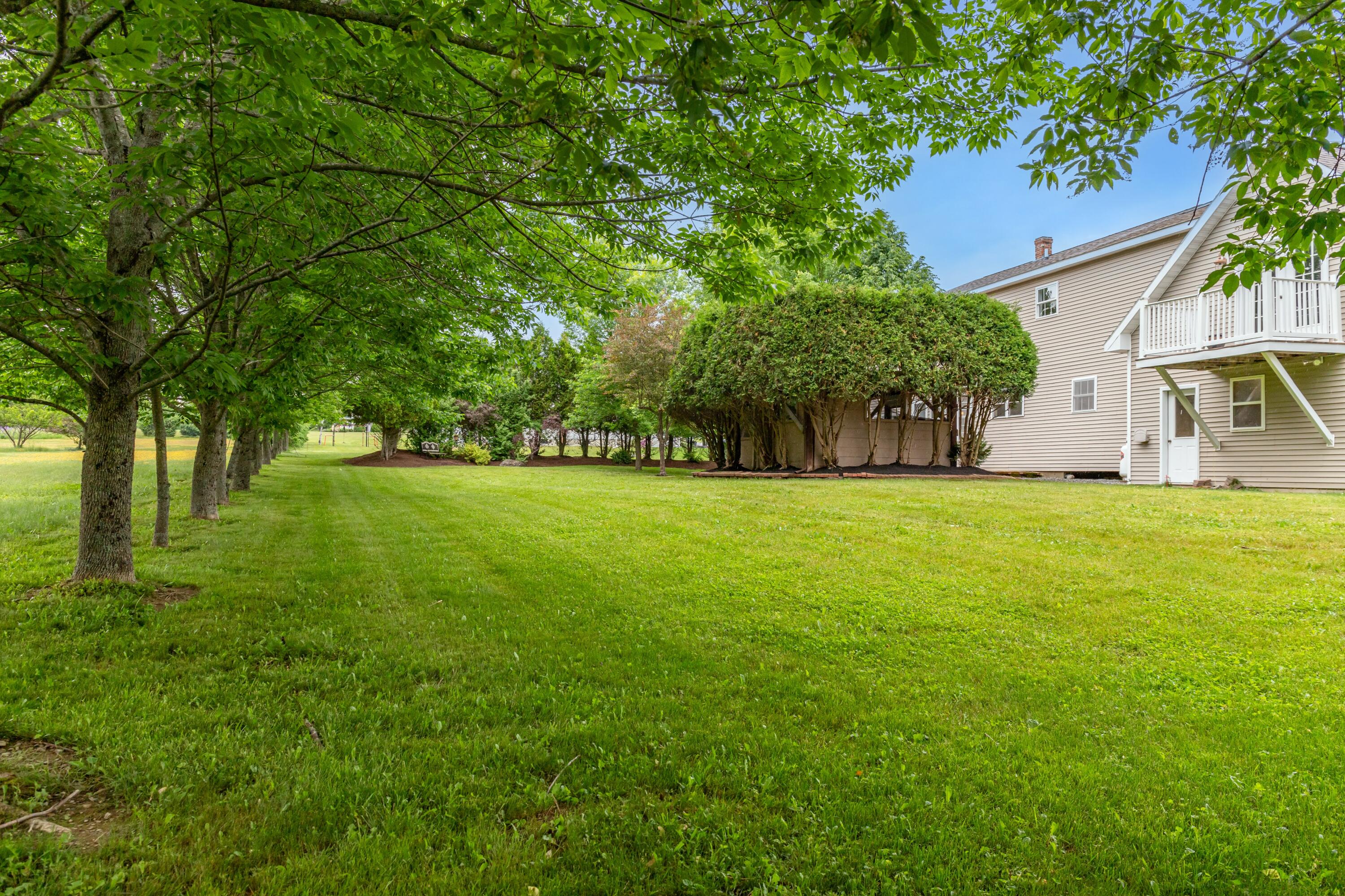 2040 School House Lane