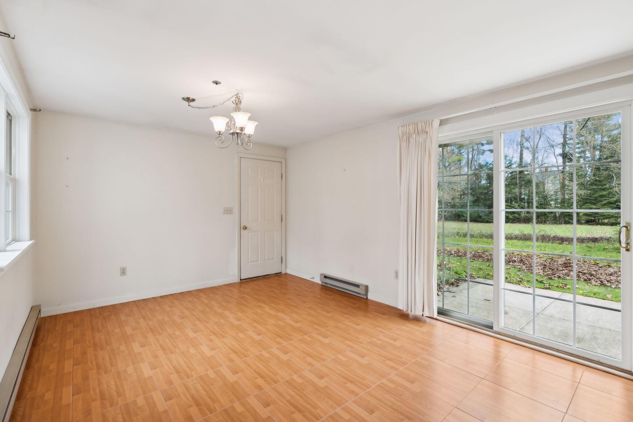 58 Willow Grove Road, 58