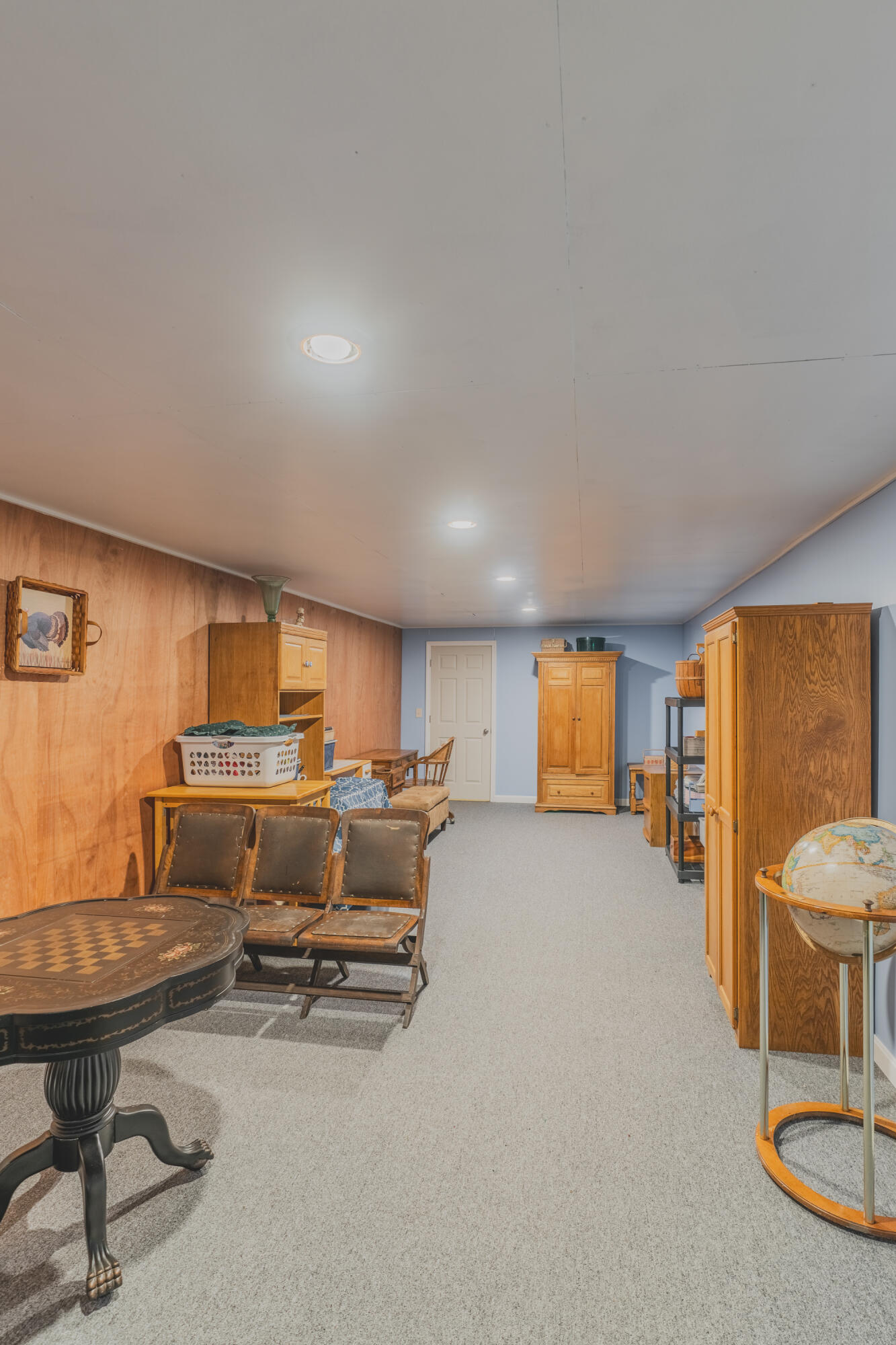 341 White Road