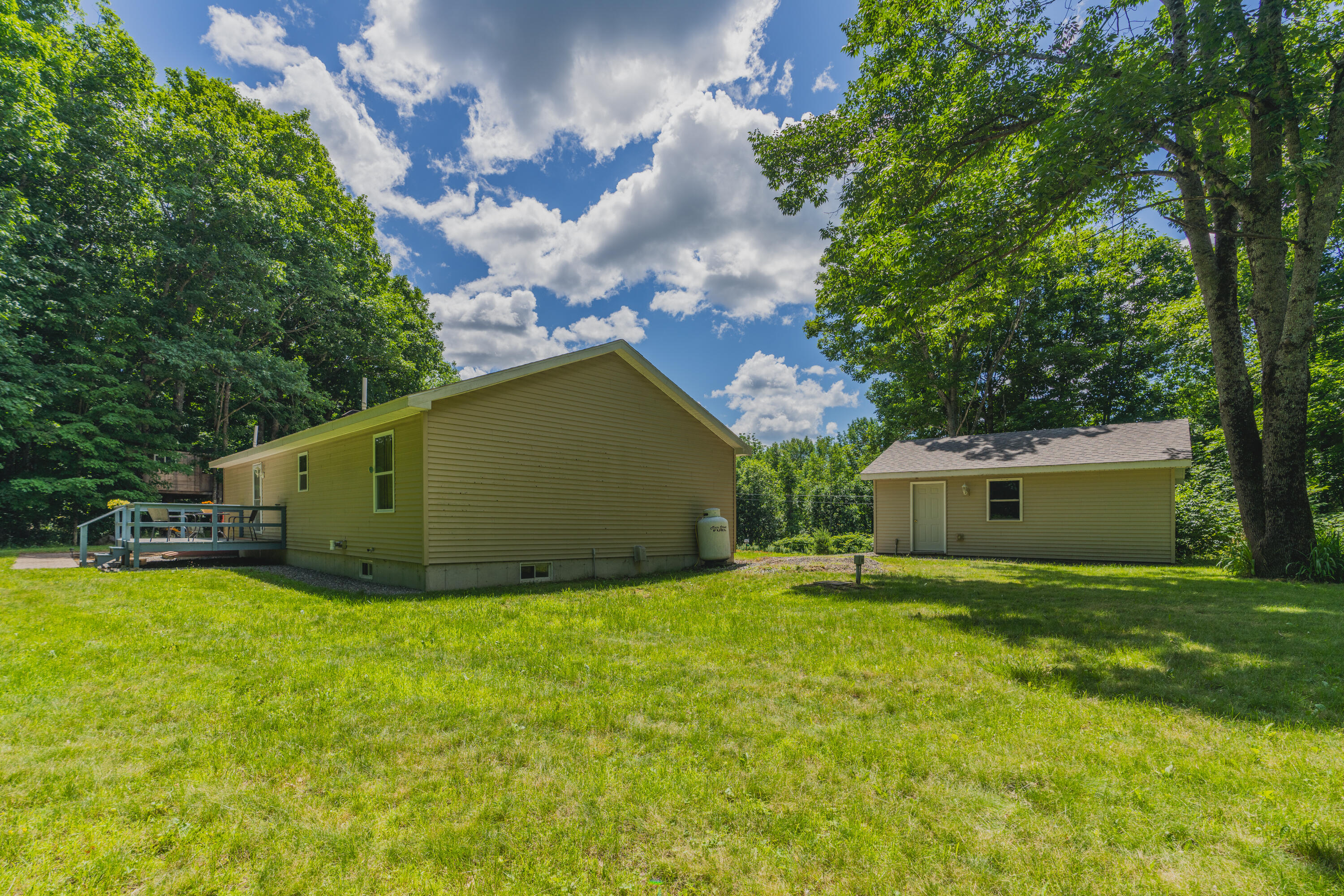 341 White Road