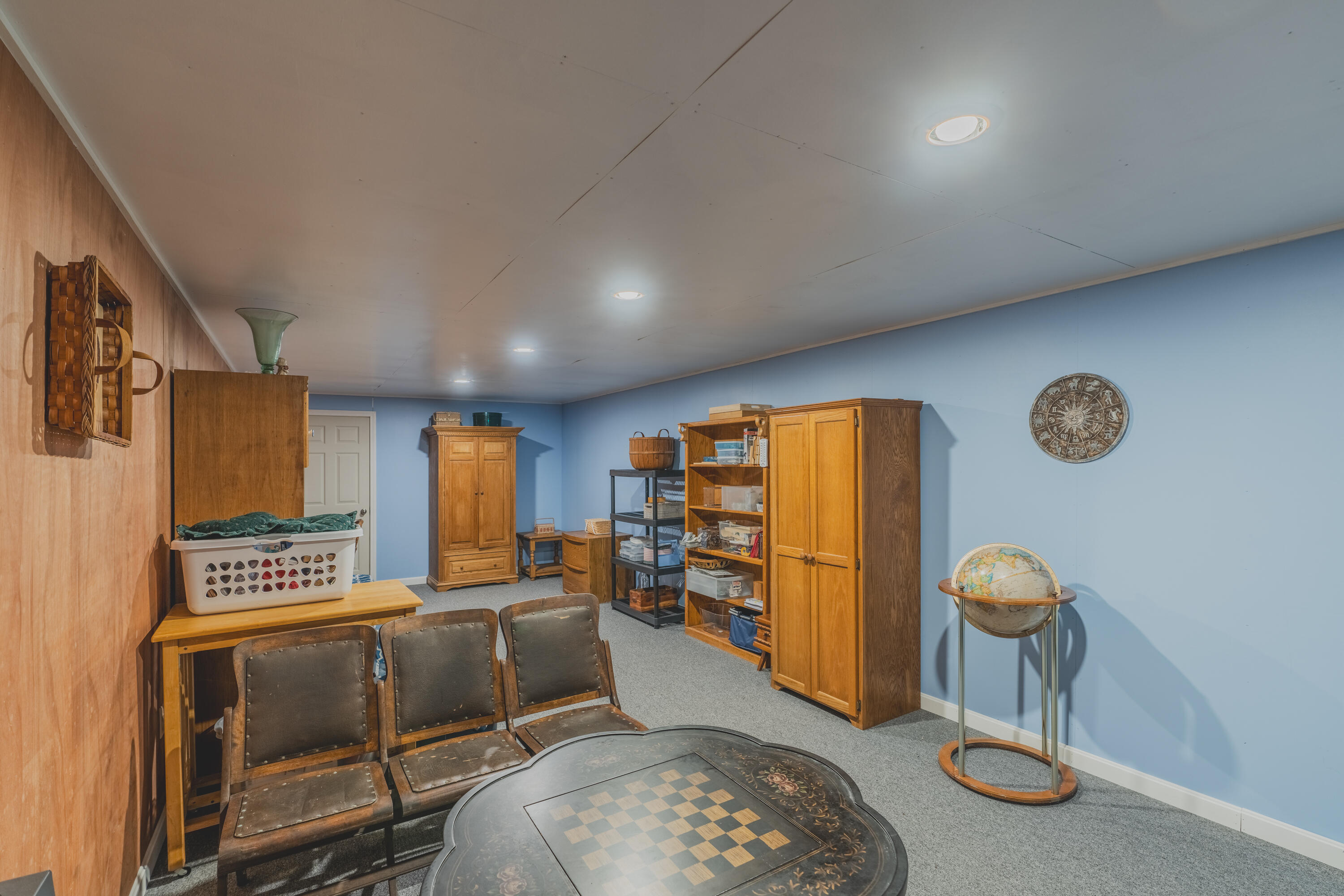 341 White Road