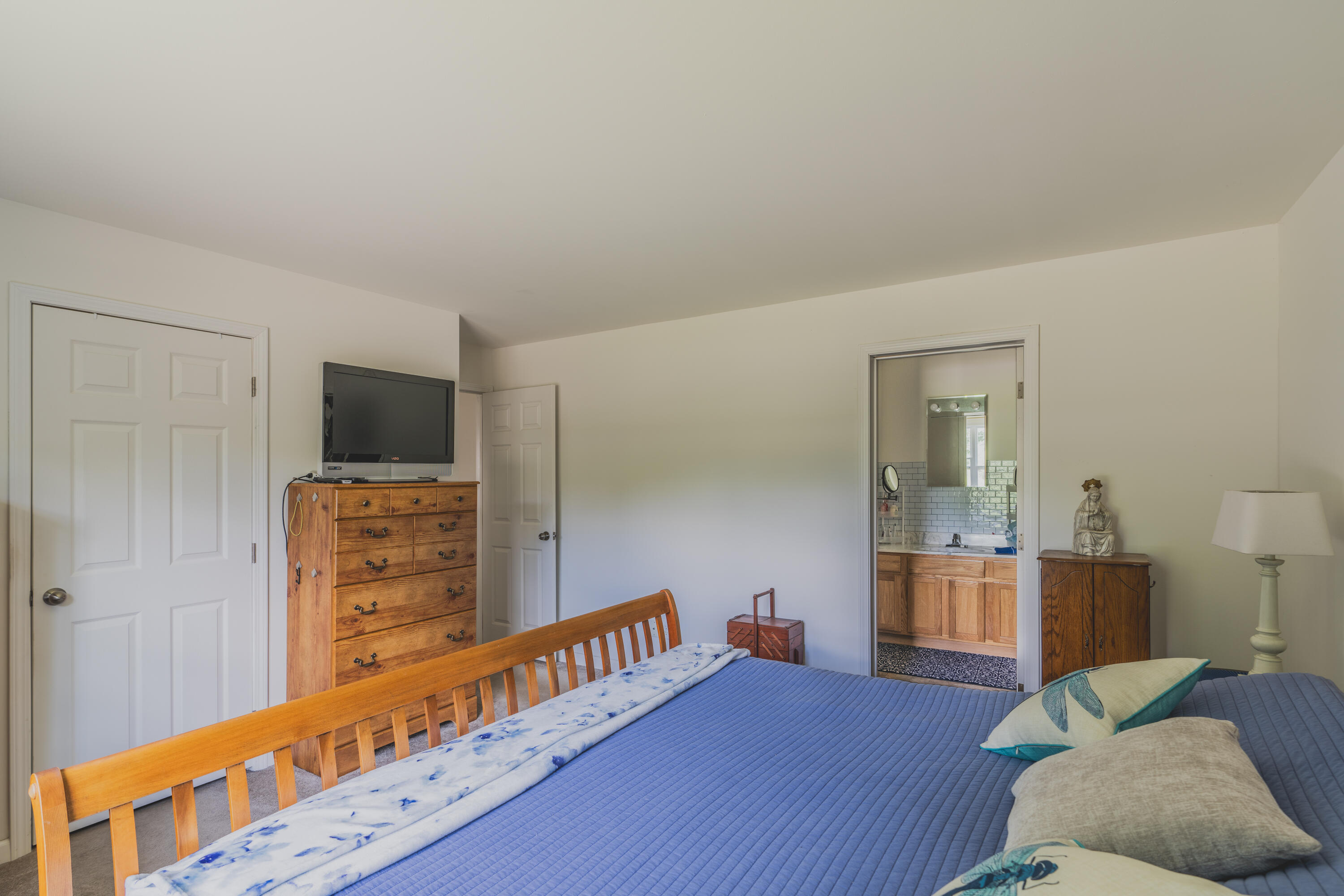 341 White Road