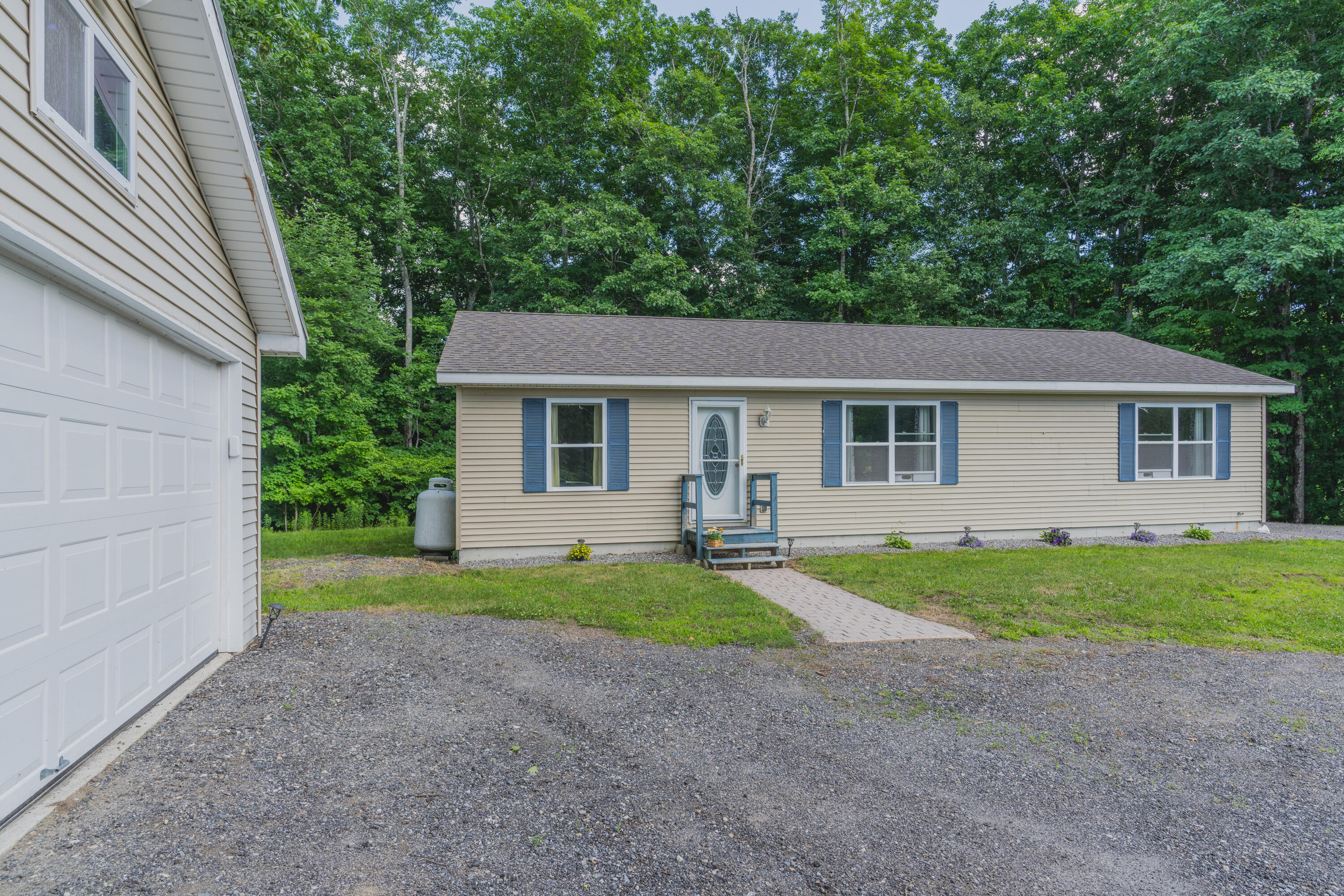 341 White Road