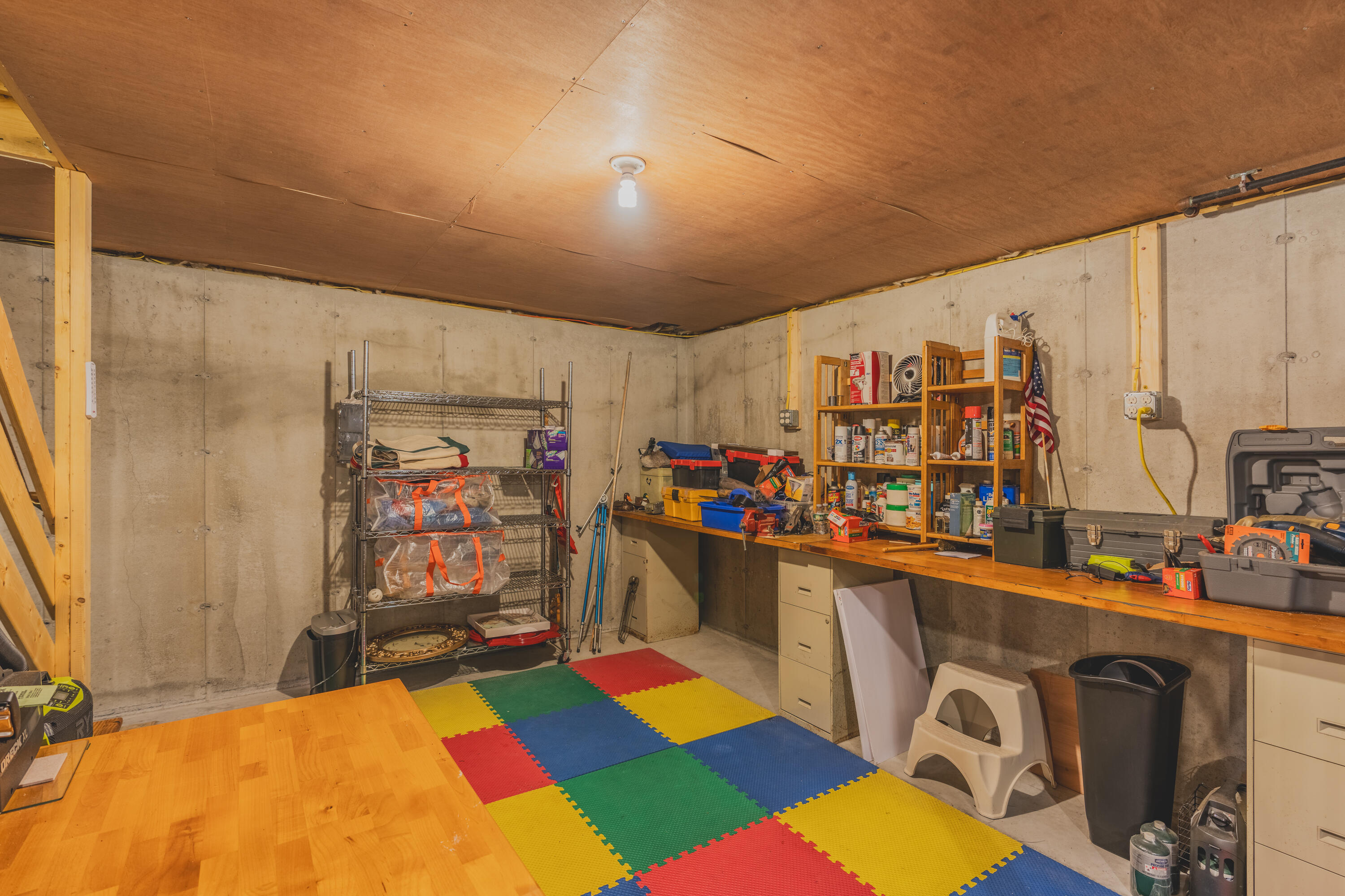 341 White Road