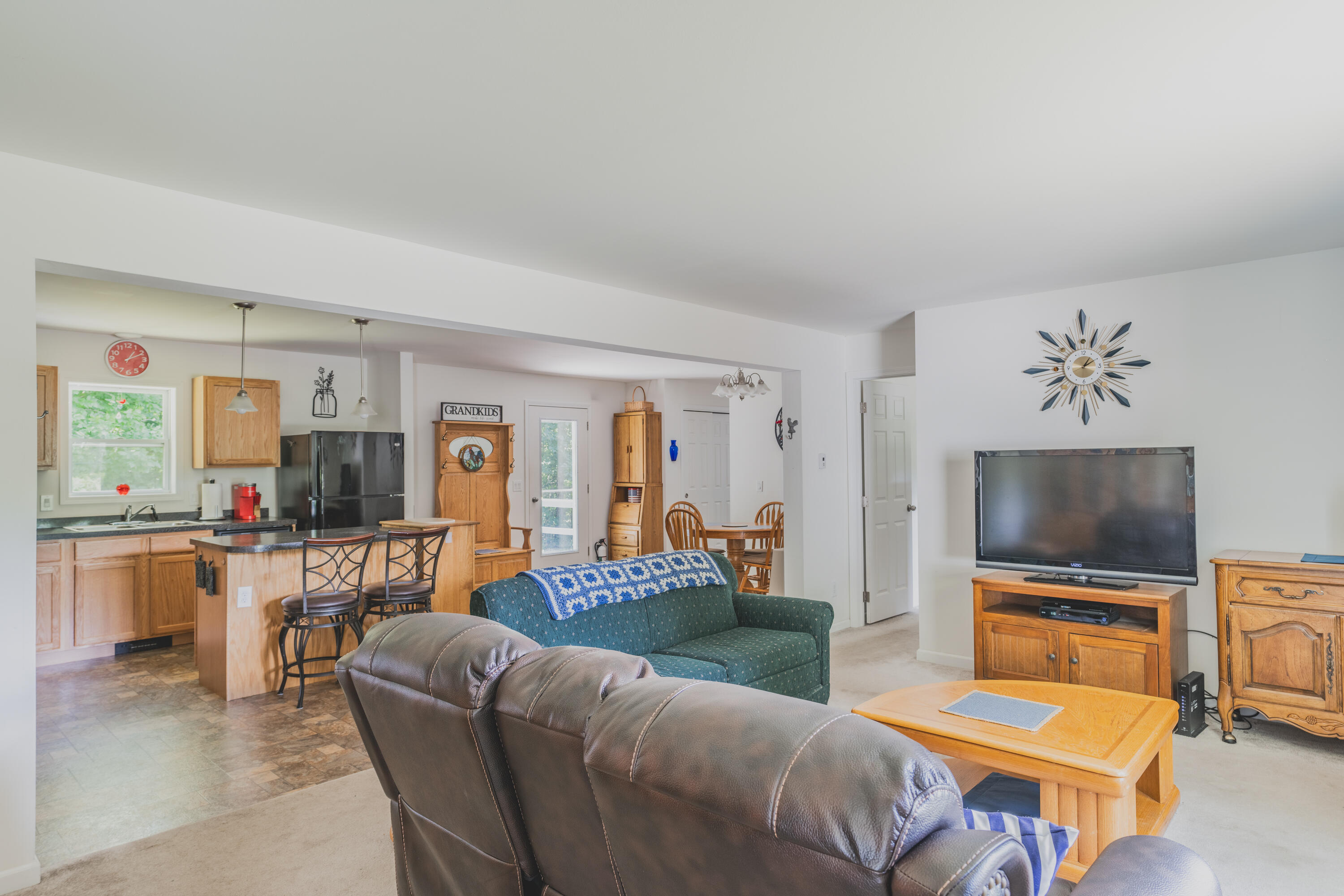 341 White Road