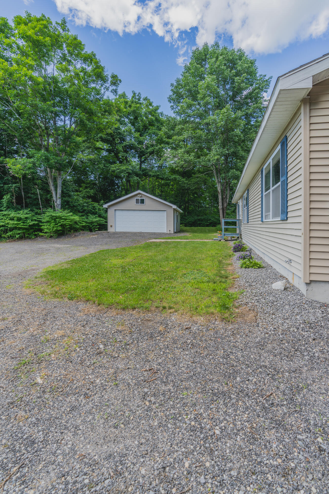341 White Road