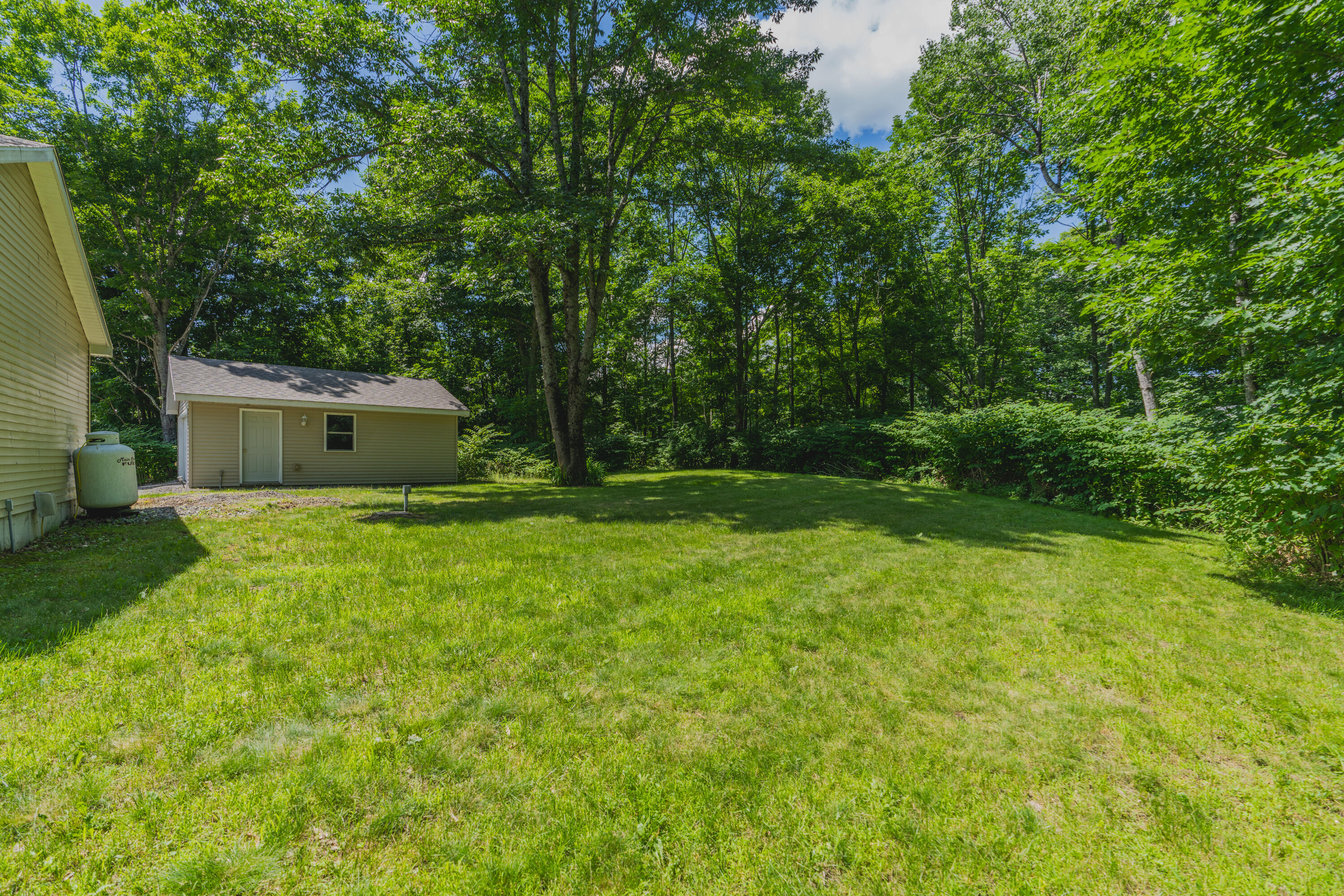 341 White Road