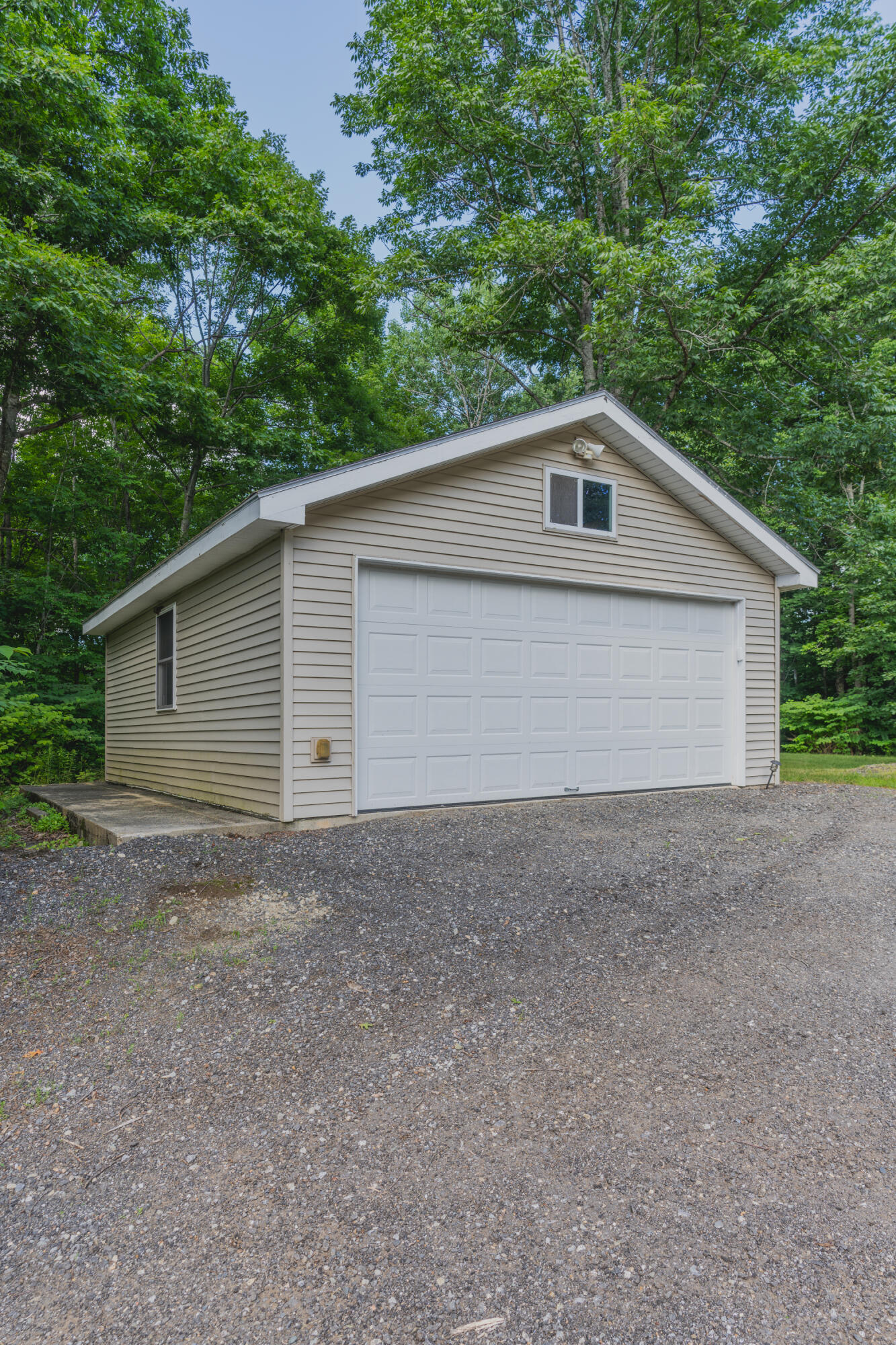 341 White Road