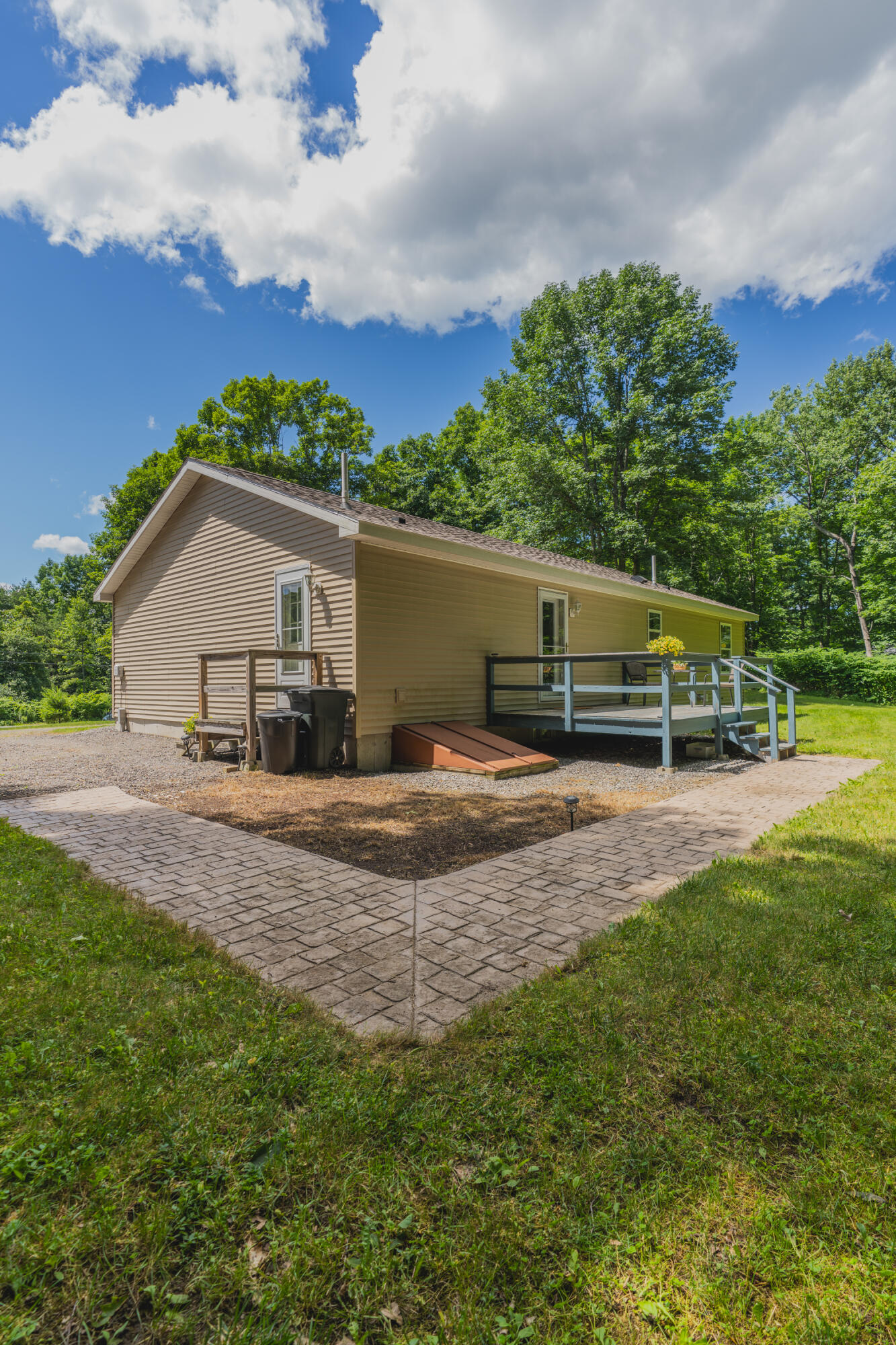 341 White Road