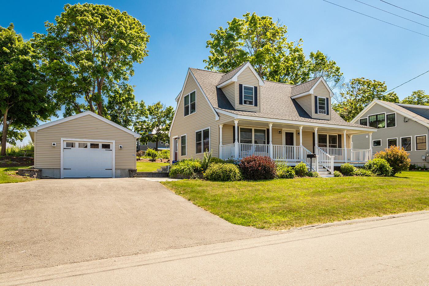 81 Crescent Street