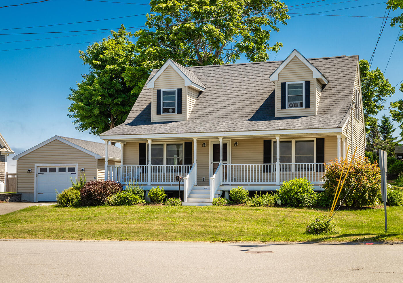 81 Crescent Street