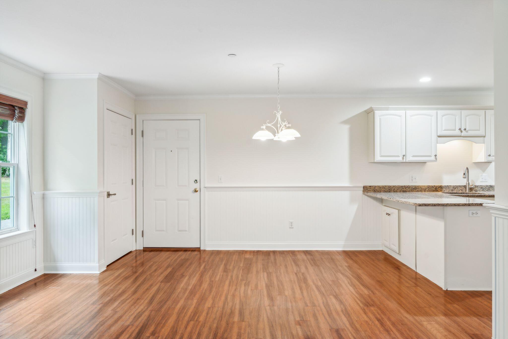 345 Saco Street, 8