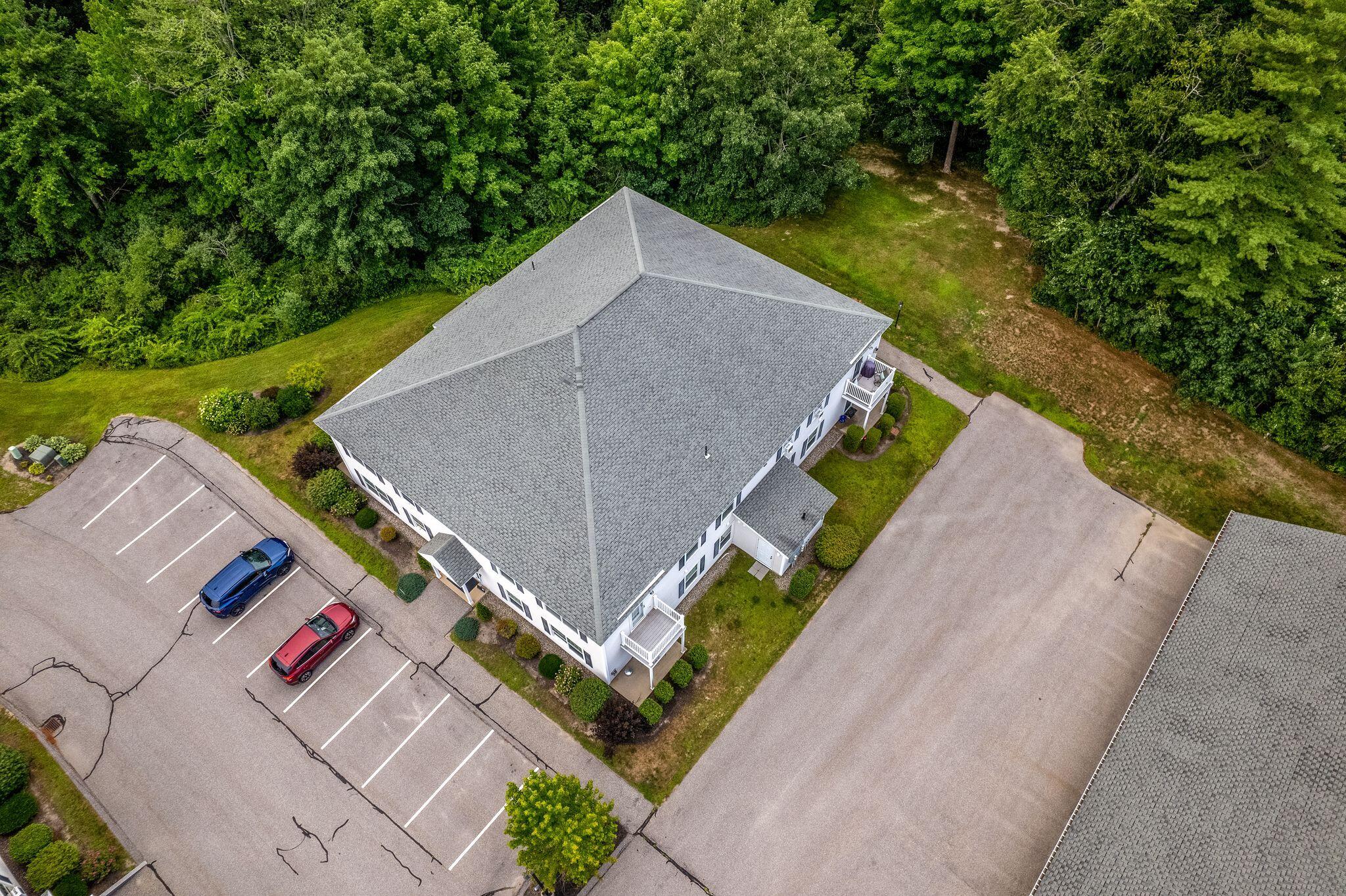345 Saco Street, 8