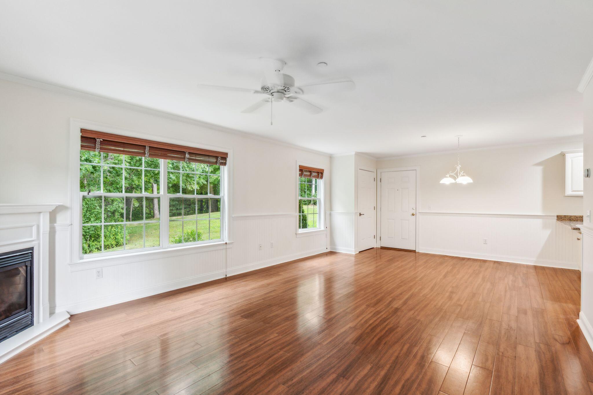 345 Saco Street, 8