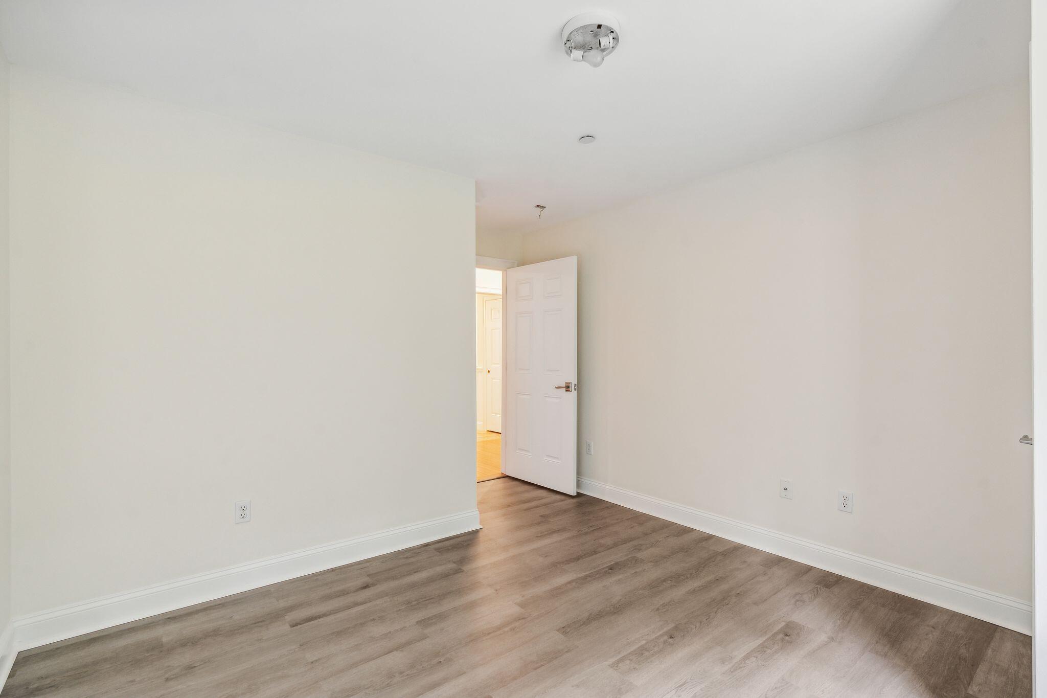 345 Saco Street, 8