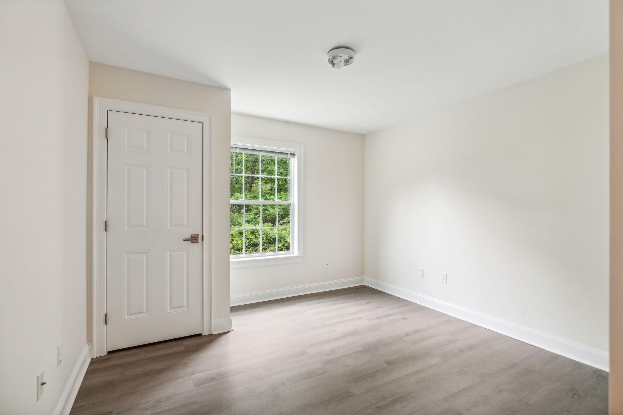 345 Saco Street, 8