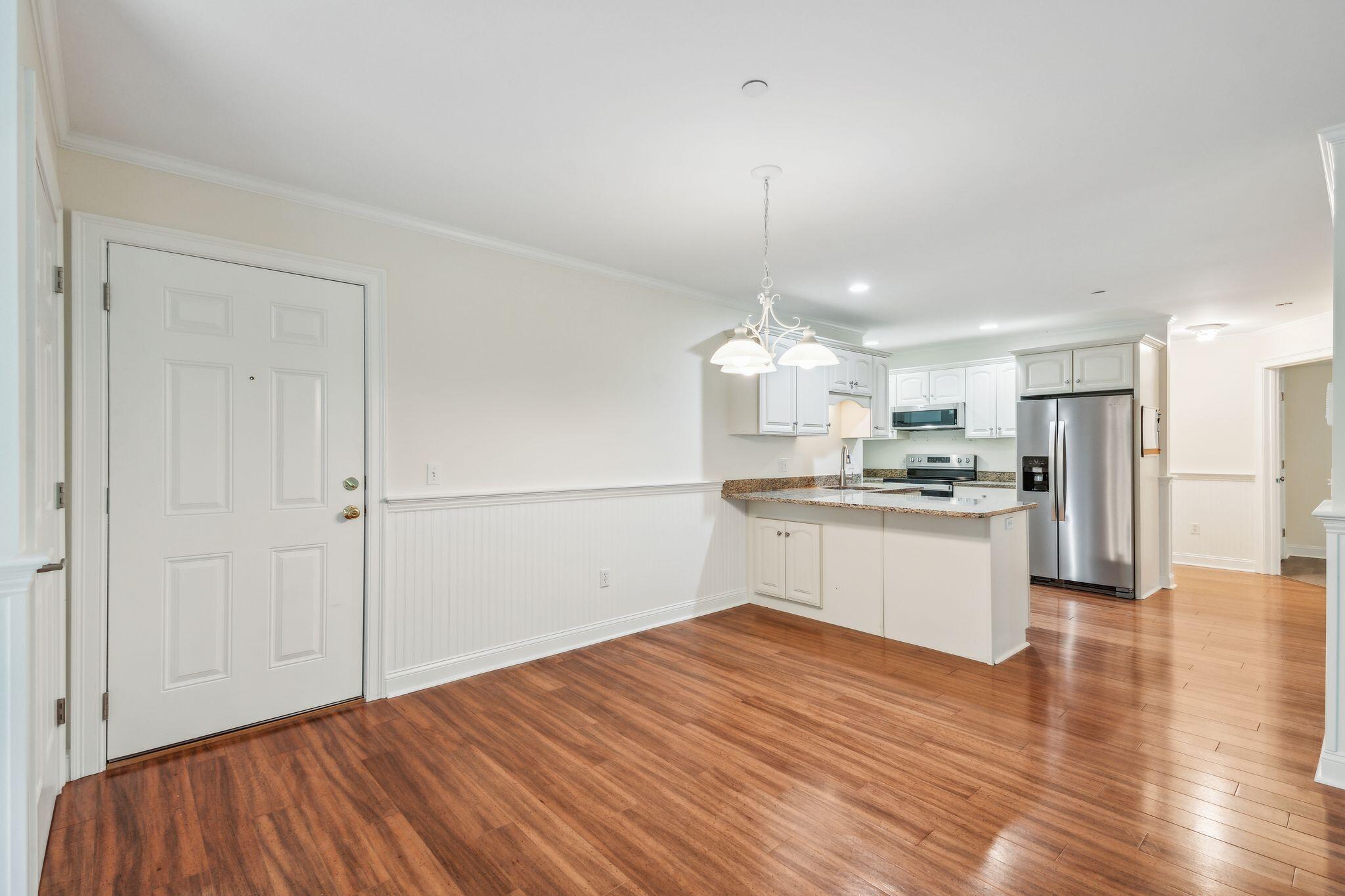 345 Saco Street, 8
