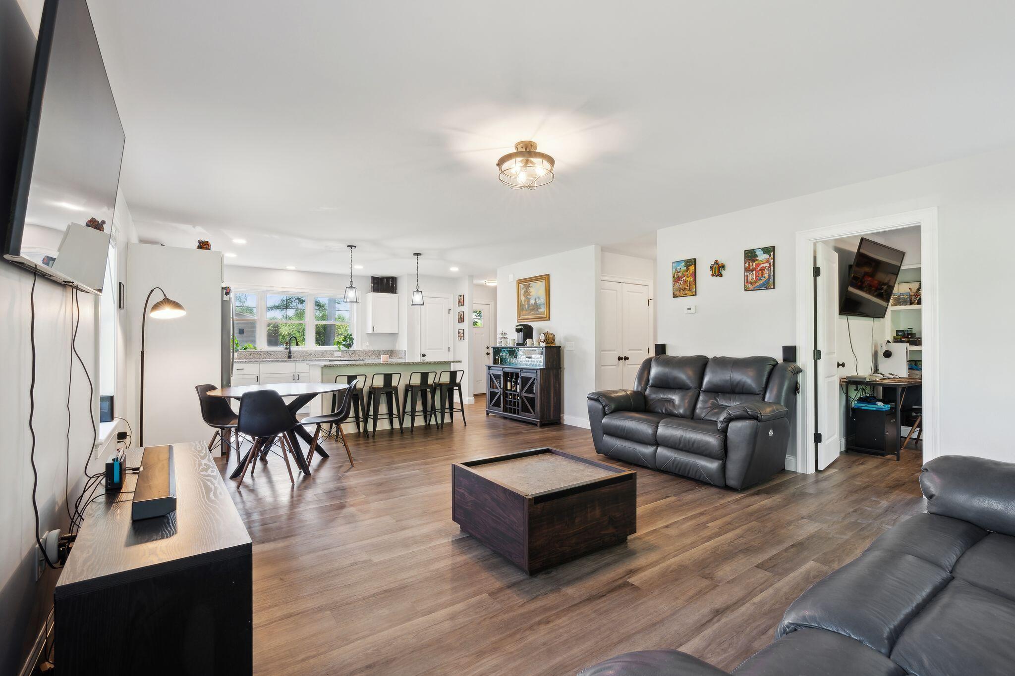 24 Intrepid Street