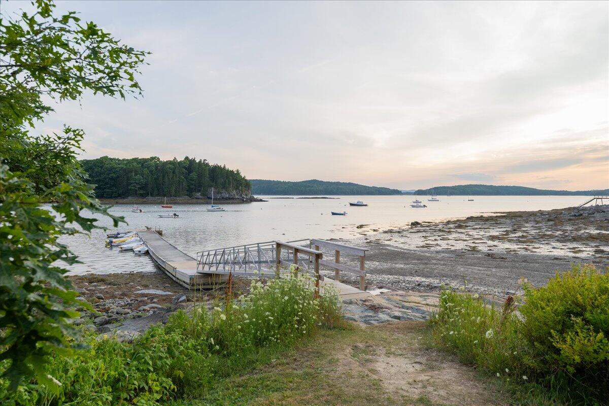 1242 Coastal Road