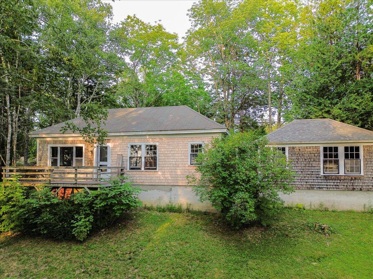 1242 Coastal Road