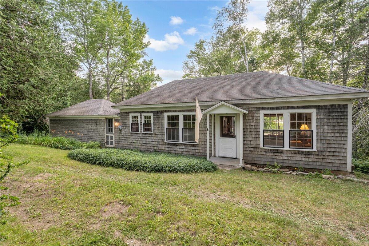 1242 Coastal Road