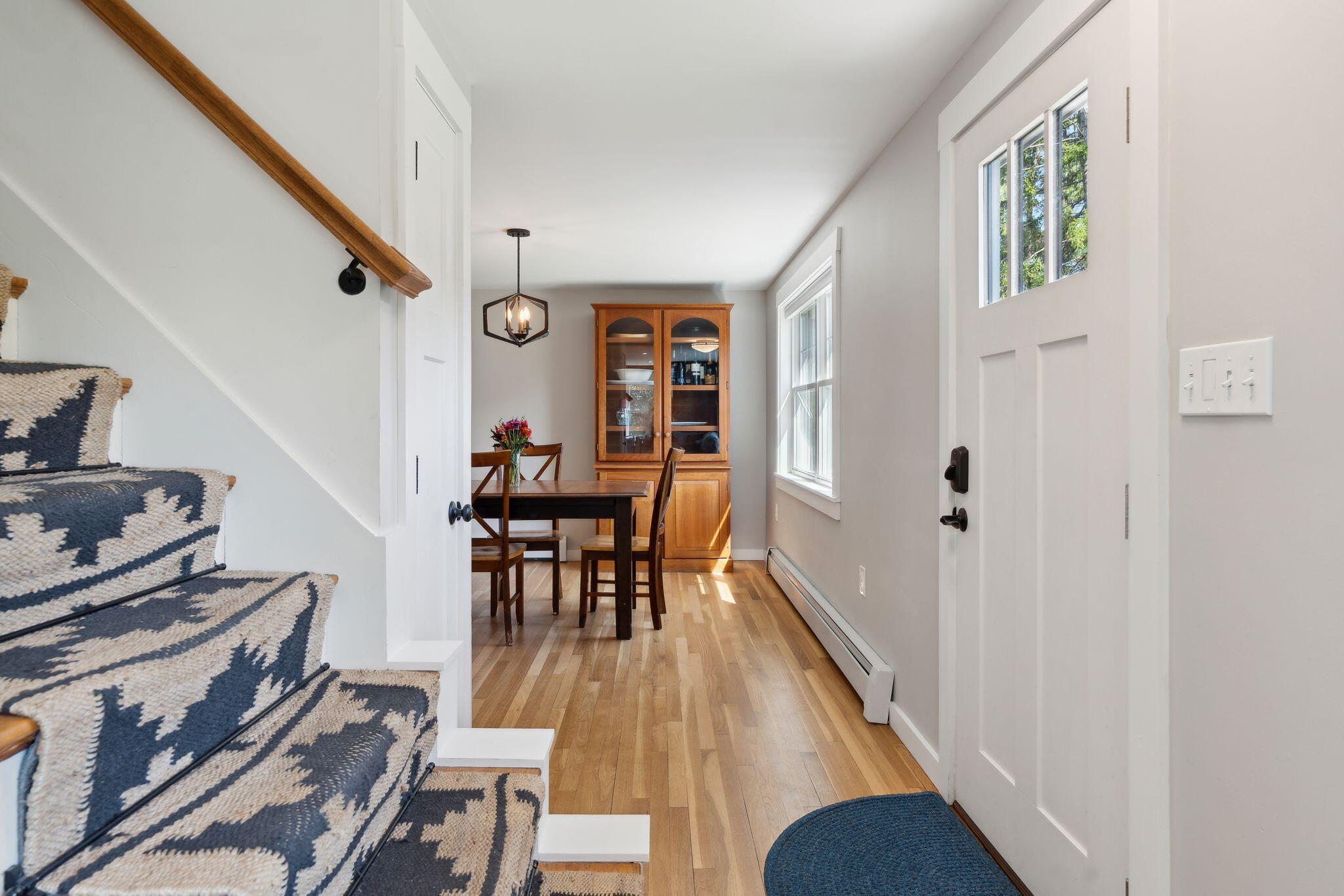 41 Meadowbrook Road