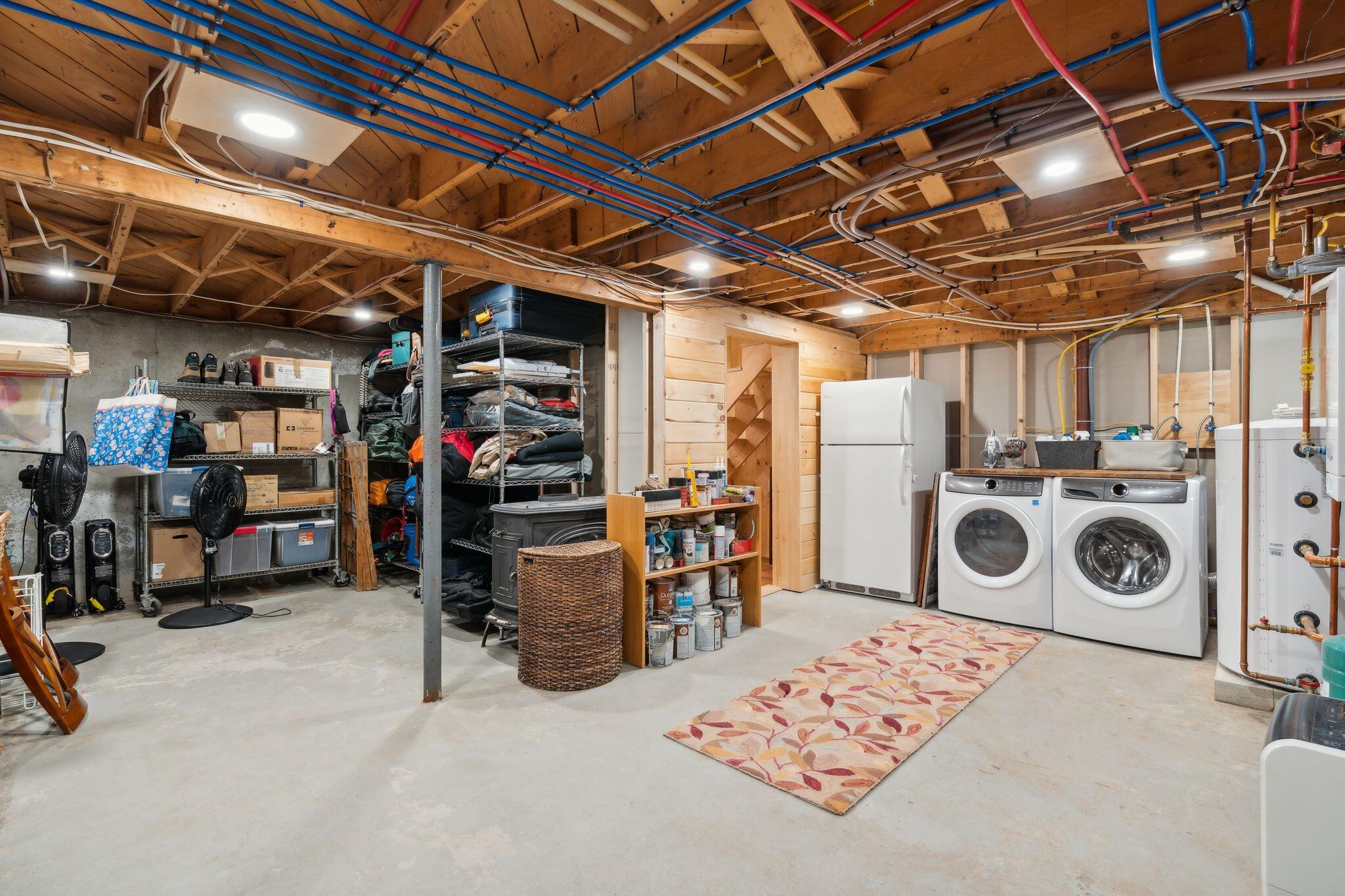 41 Meadowbrook Road