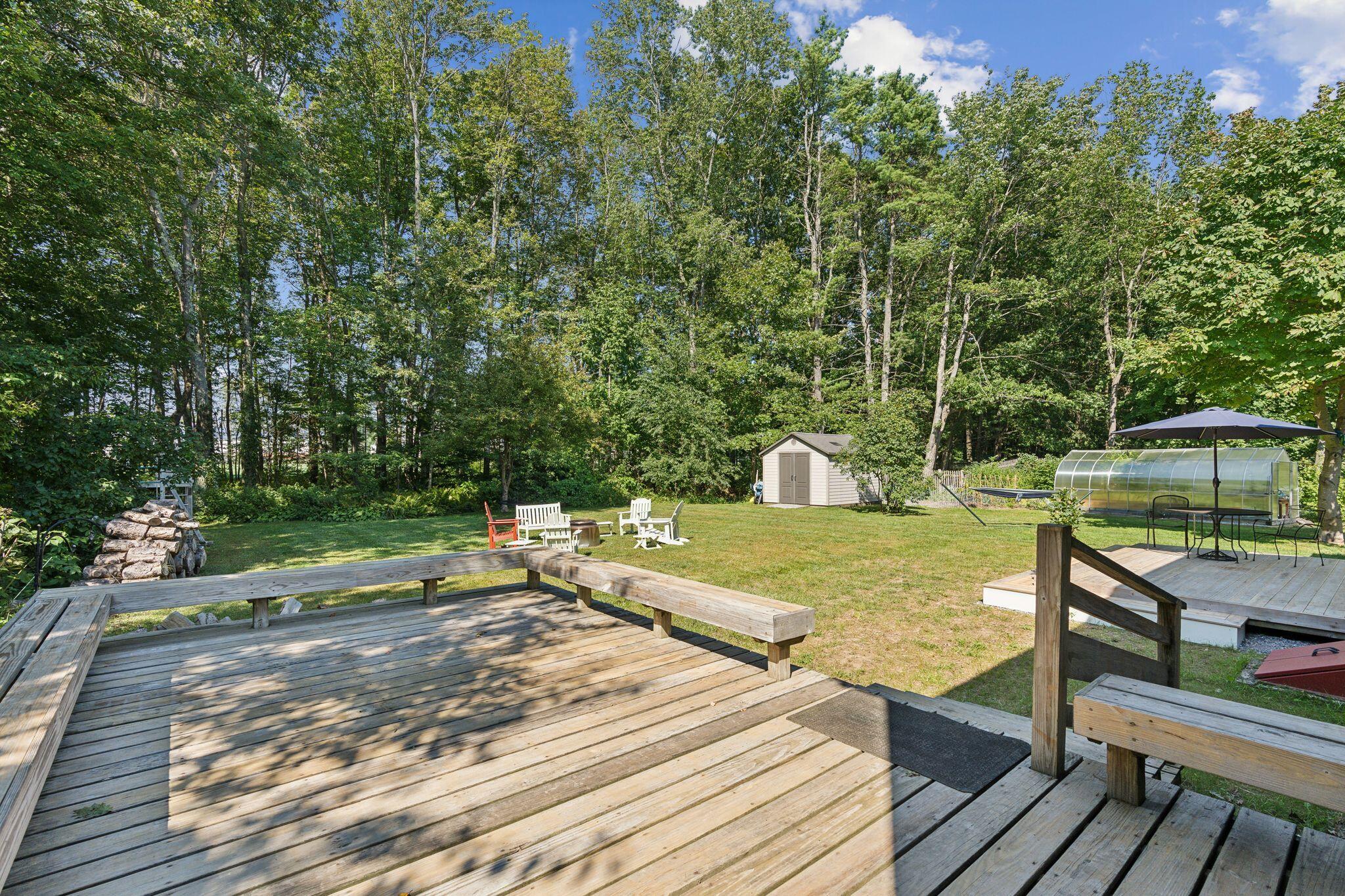 41 Meadowbrook Road