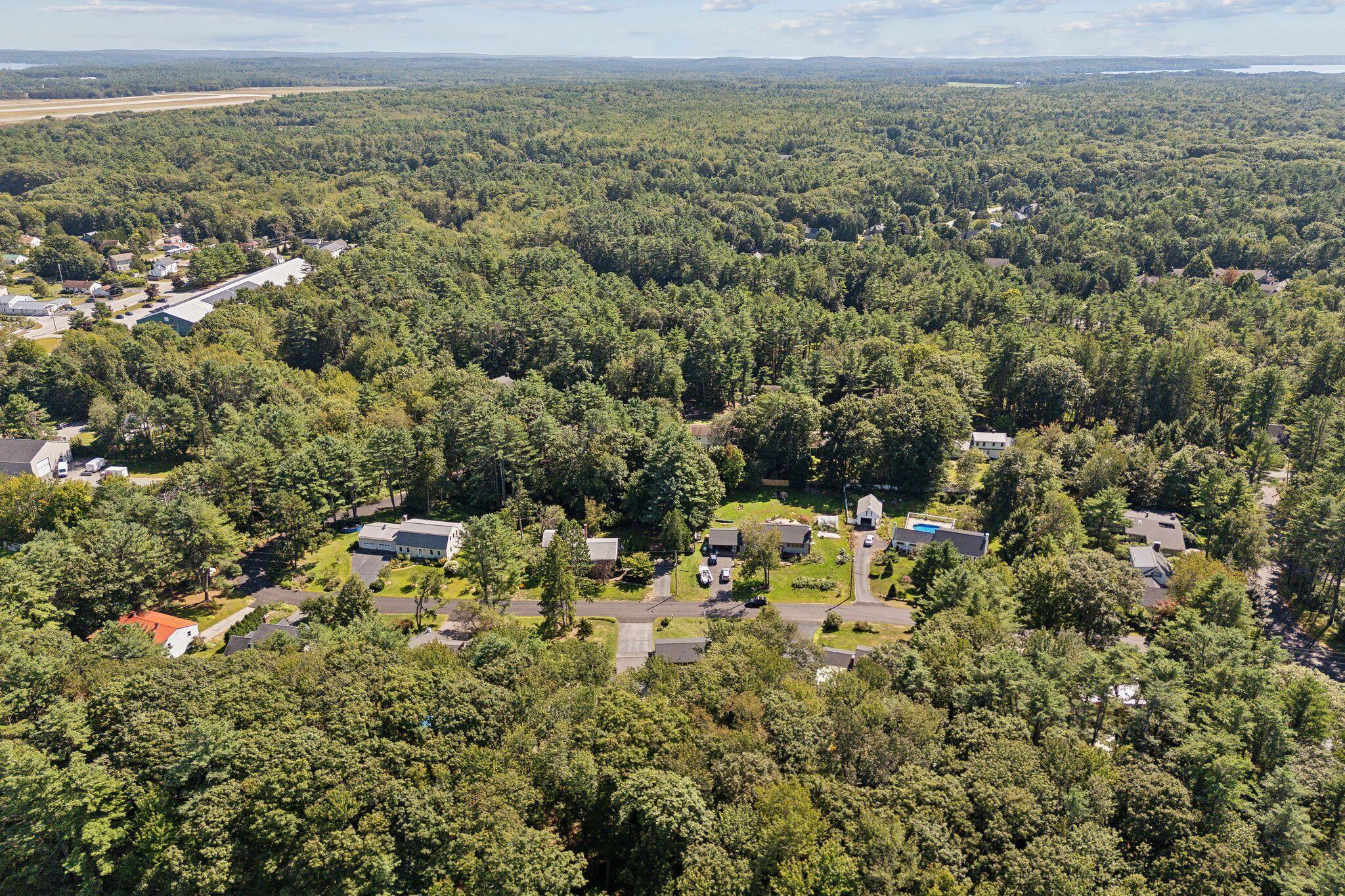 41 Meadowbrook Road