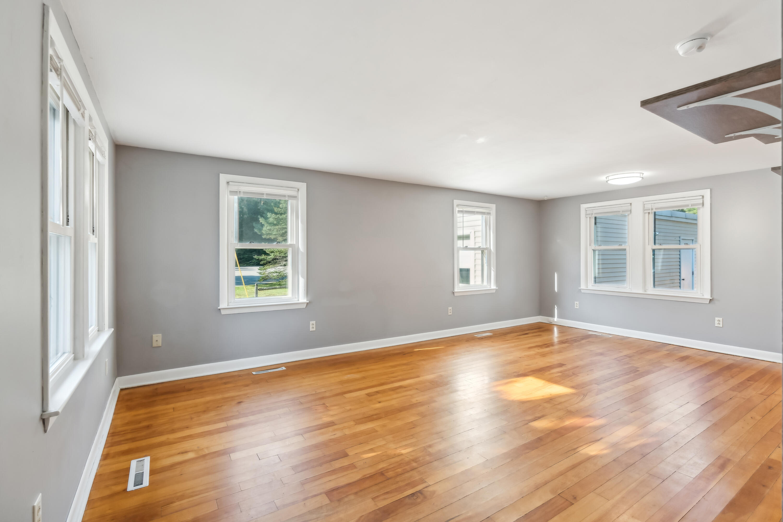 10 Windorf Circle