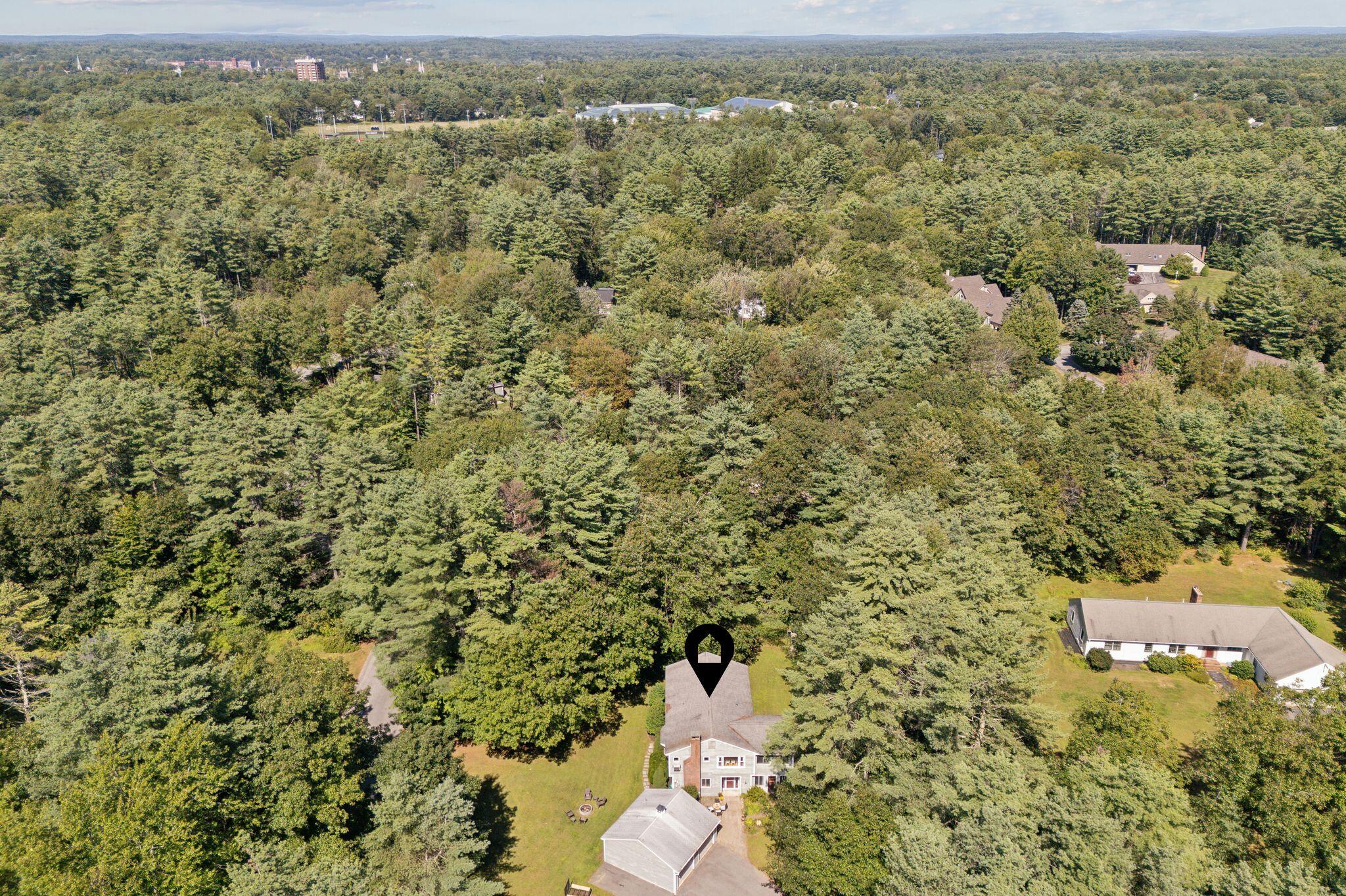 5 Laurel Road