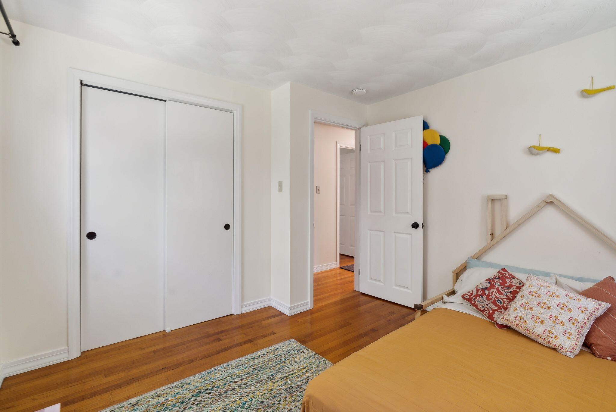 5 Laurel Road