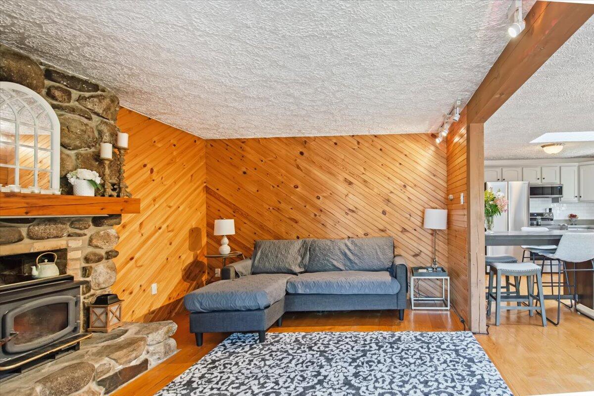 493 Litchfield Road