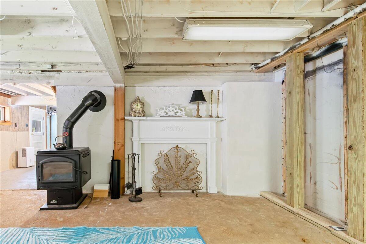 493 Litchfield Road