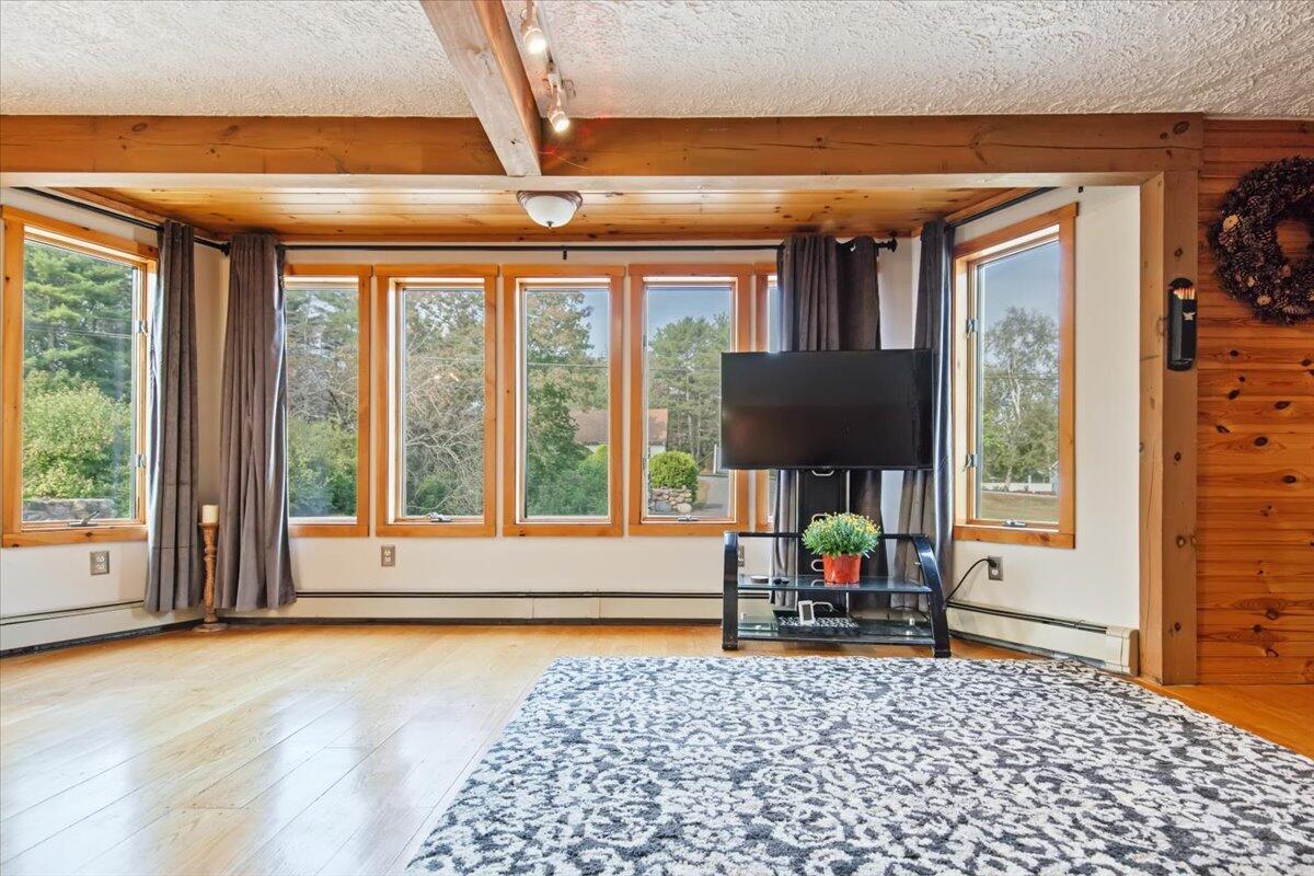 493 Litchfield Road