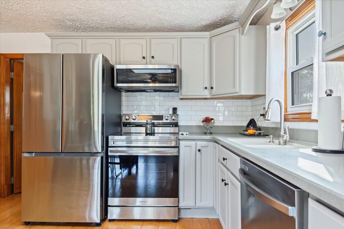 493 Litchfield Road