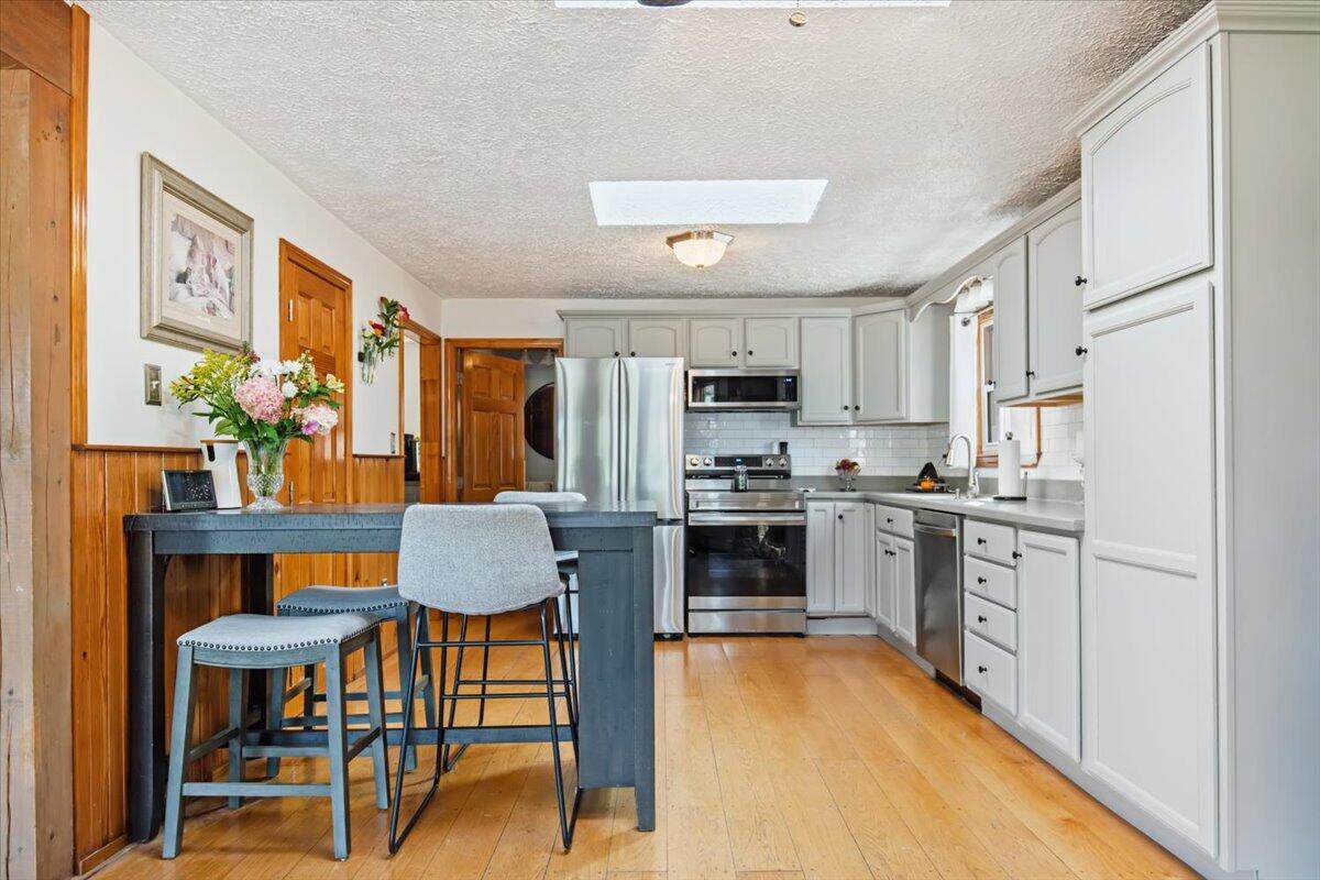 493 Litchfield Road