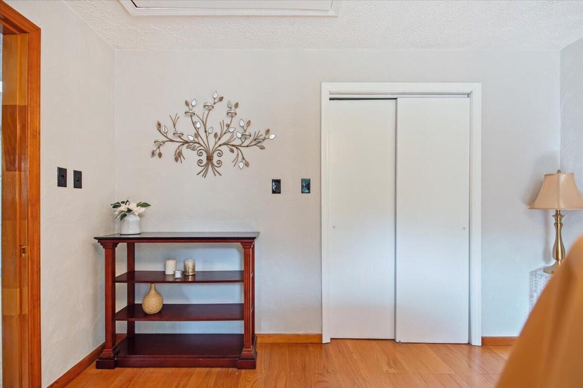 493 Litchfield Road