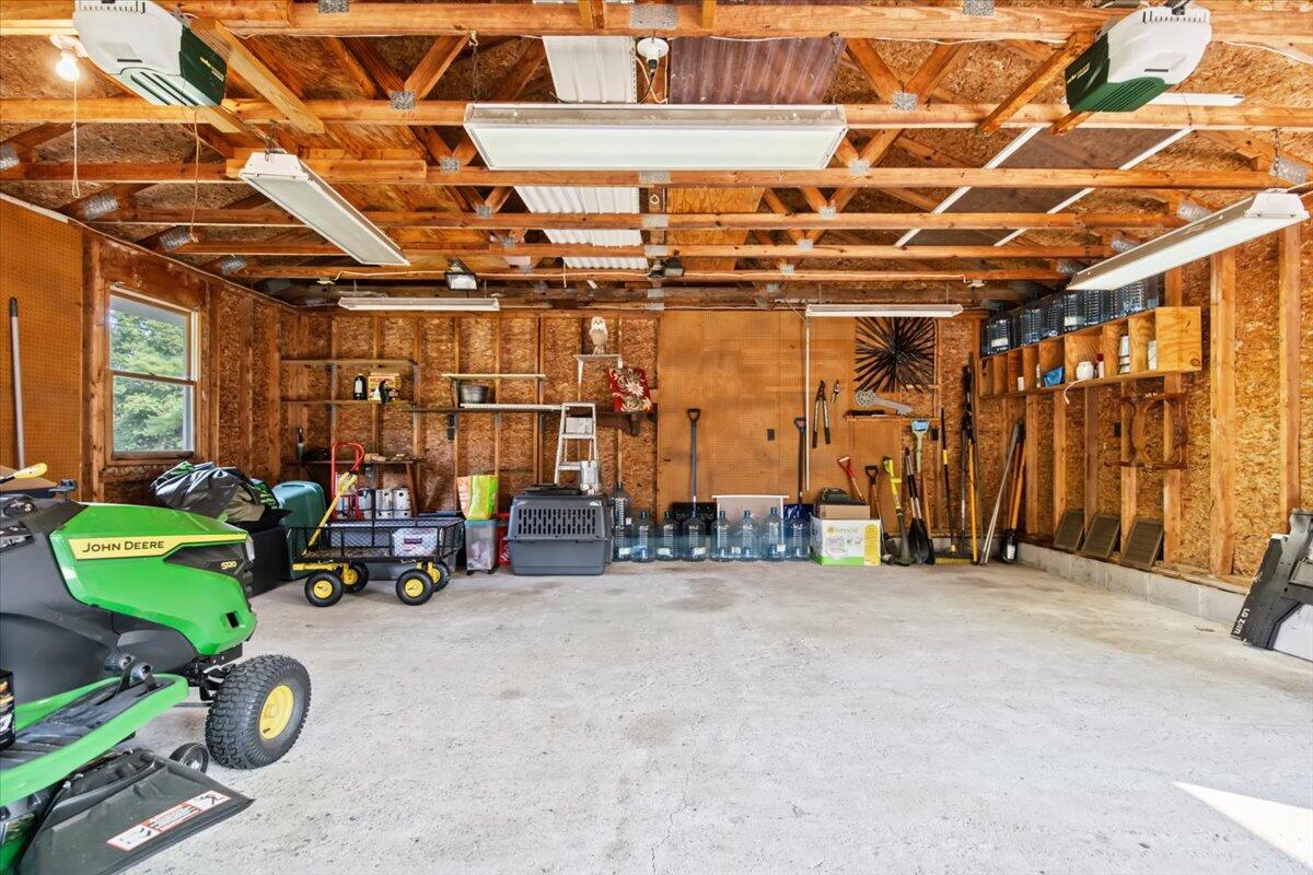 493 Litchfield Road