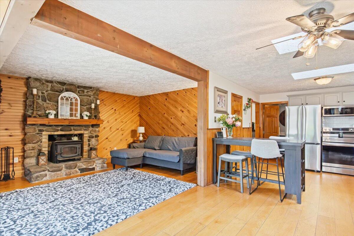 493 Litchfield Road