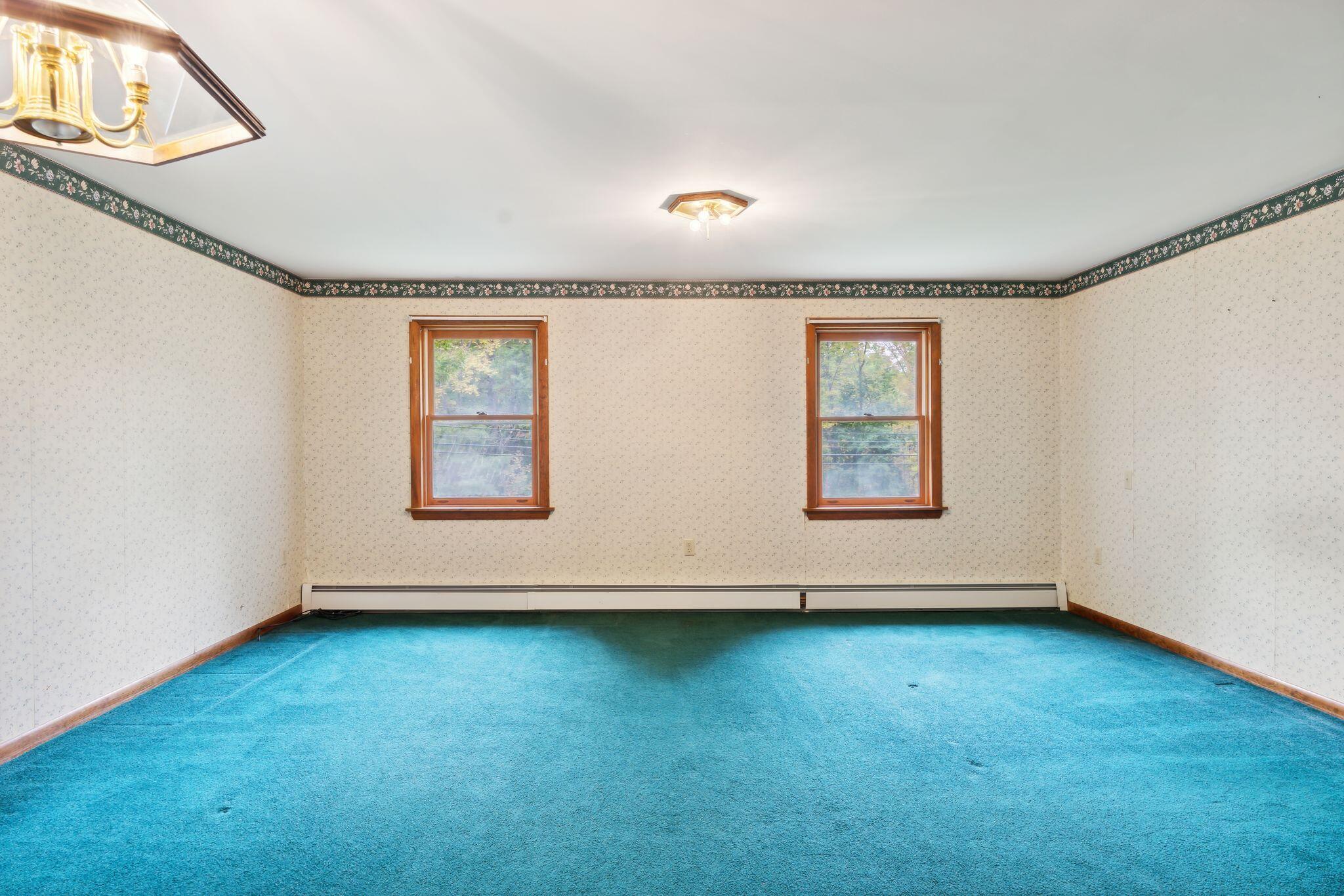 1653 River Road