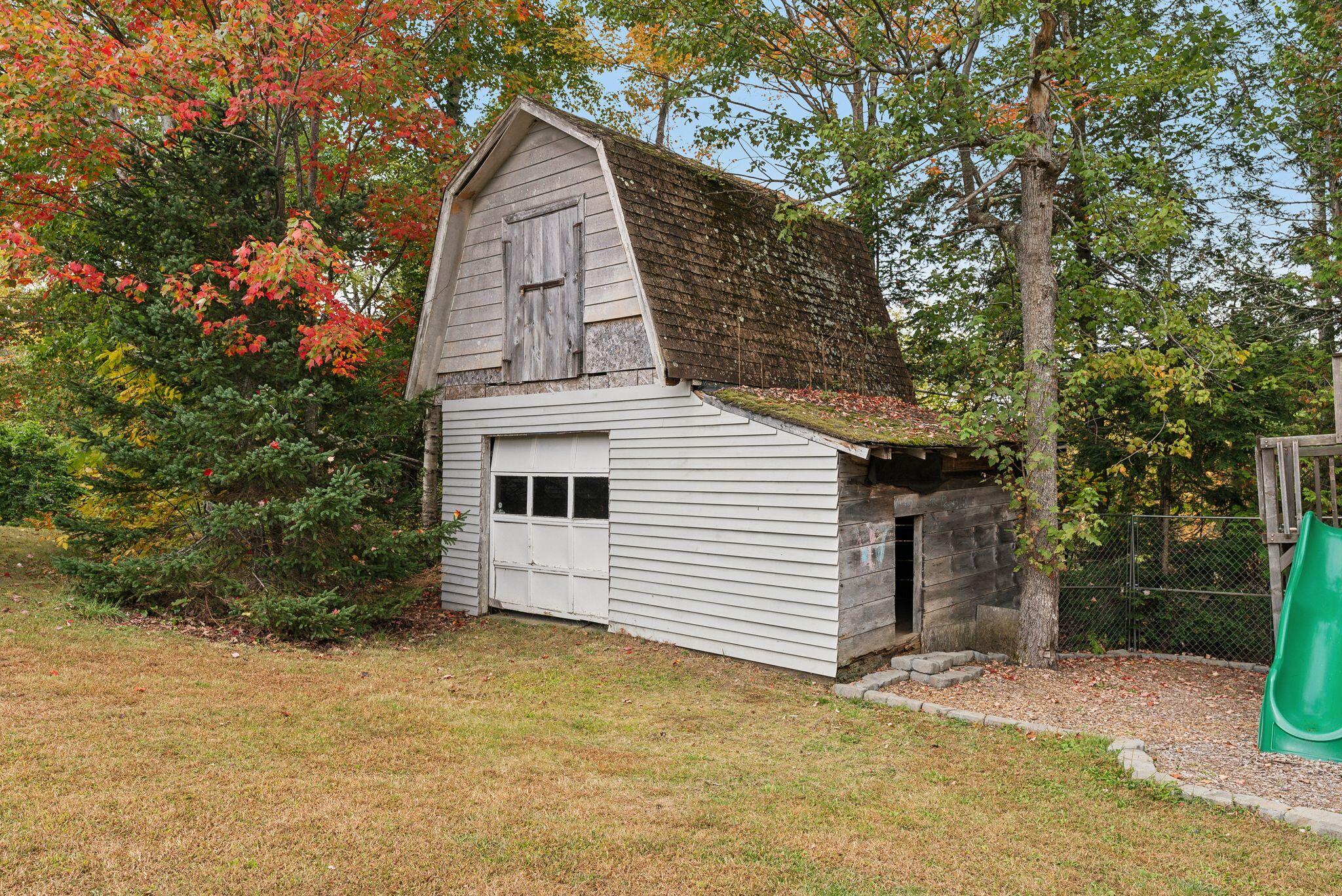 820 W Etna Road