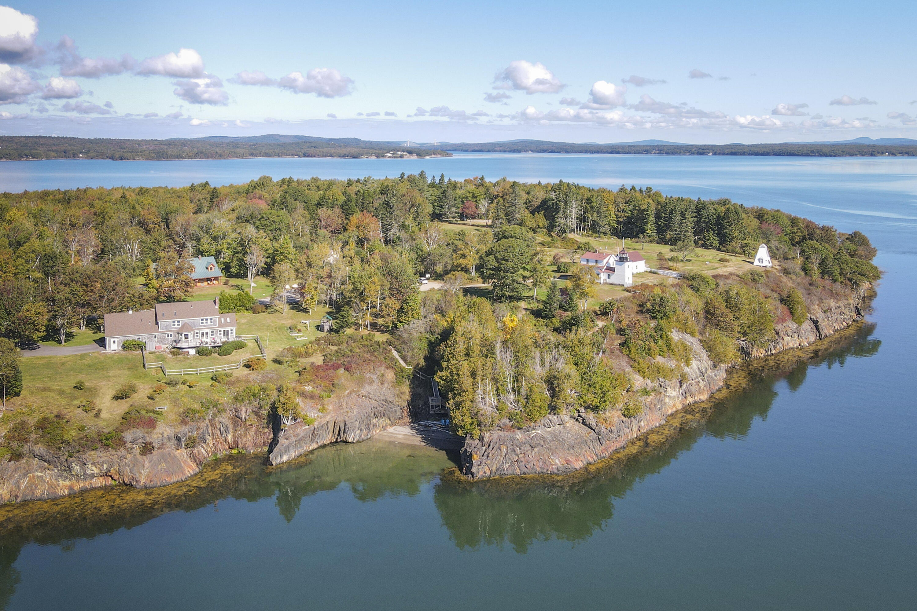 193 Lighthouse Road