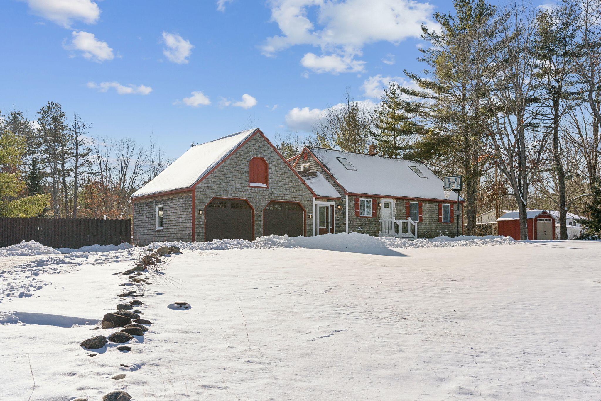 1215 New County Road
