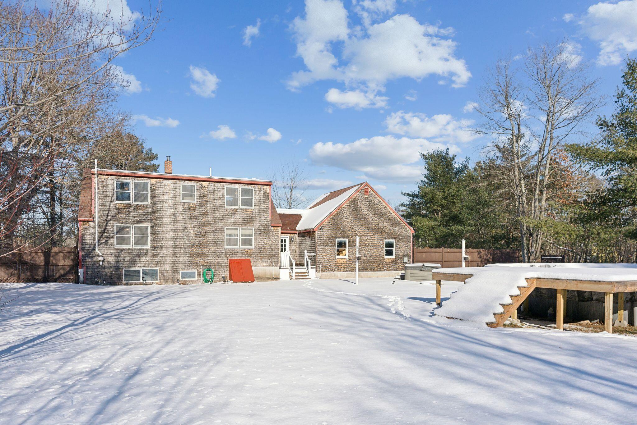 1215 New County Road