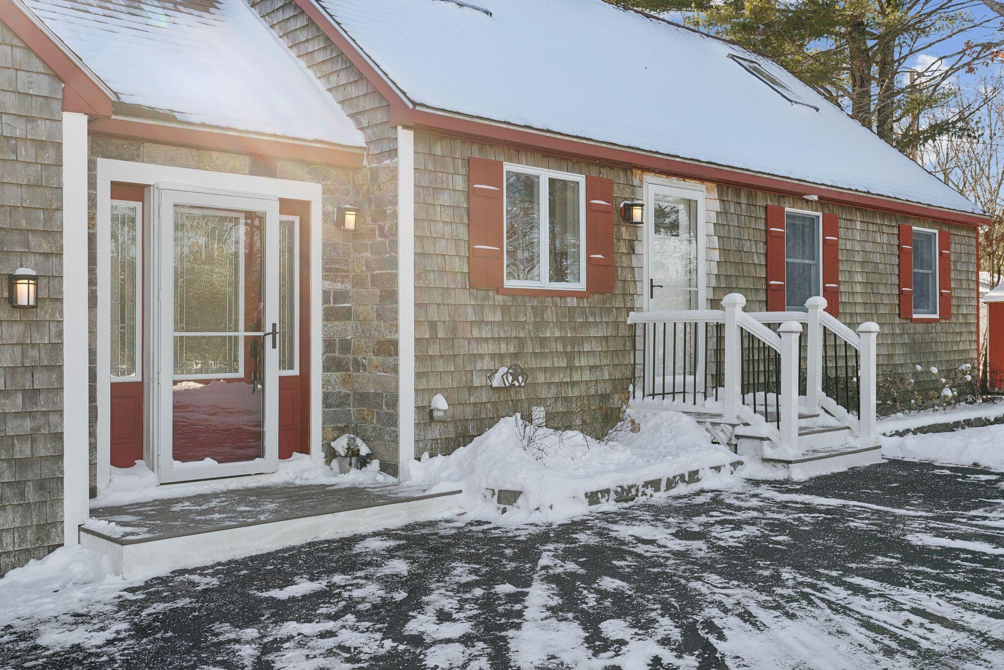 1215 New County Road