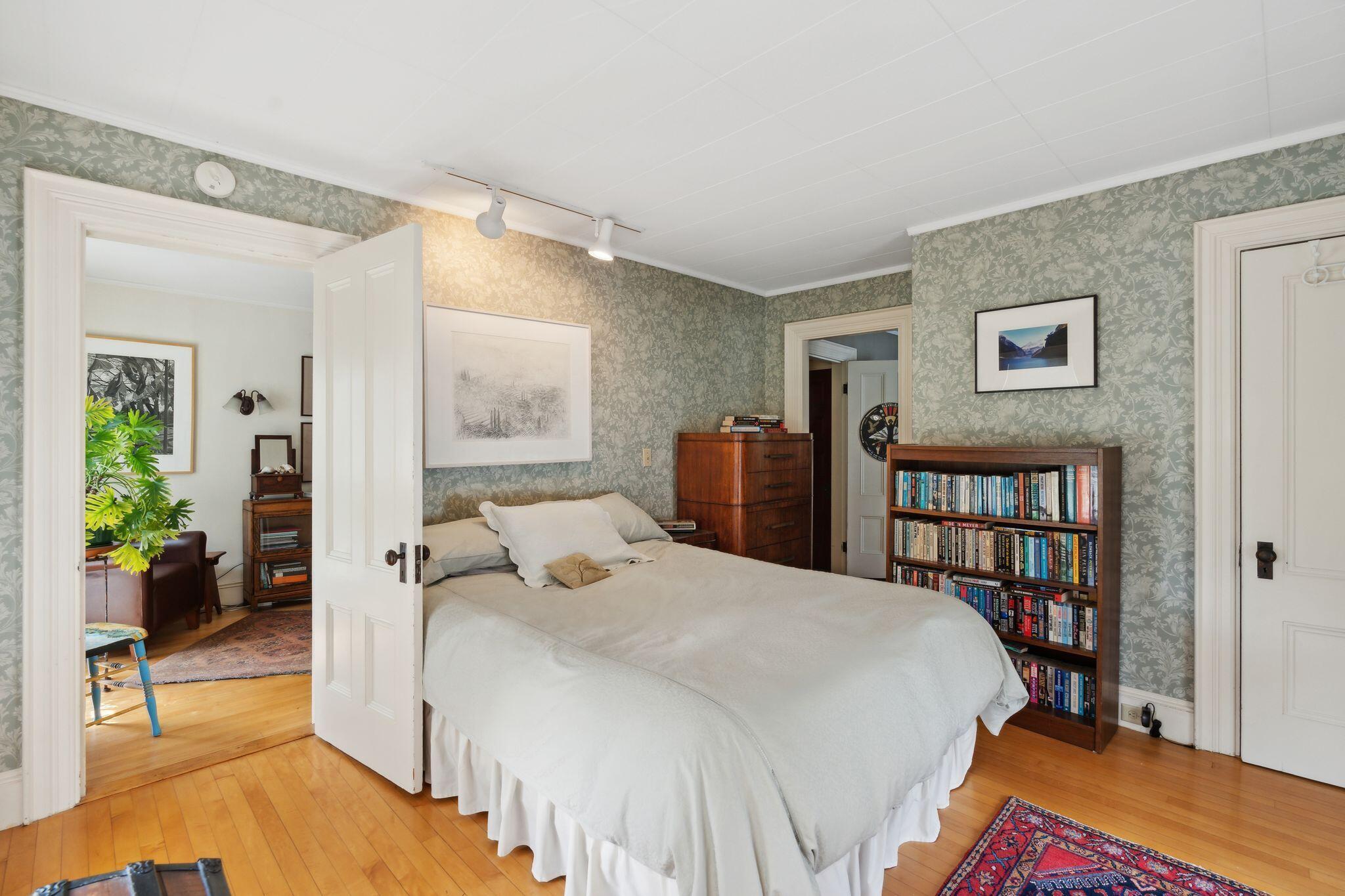 23 Mckinley Street