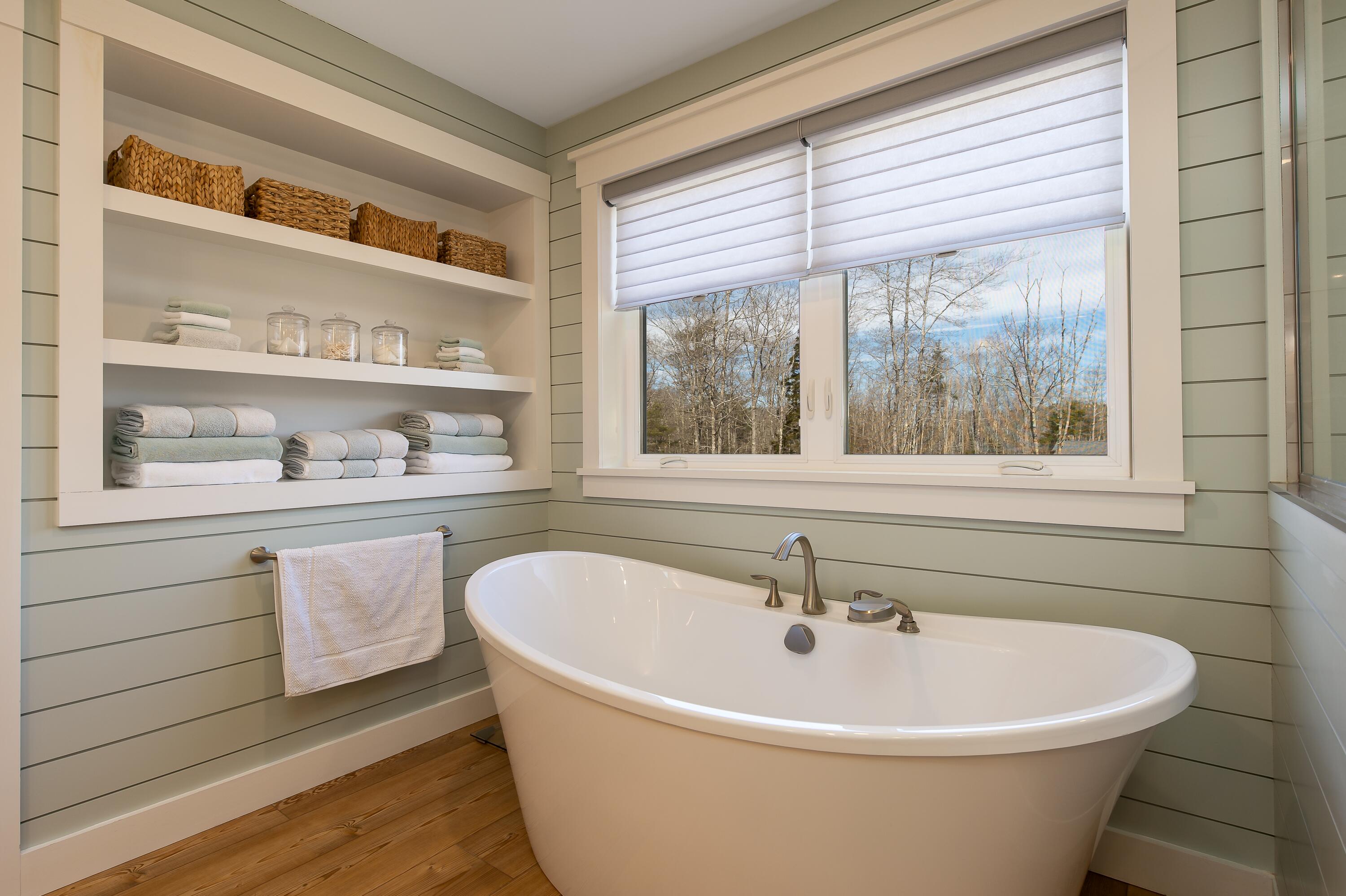 6 Harpswell Harbor Drive