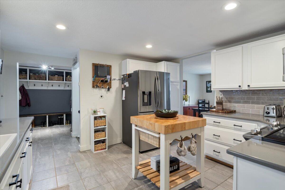 57 Farmview Lane