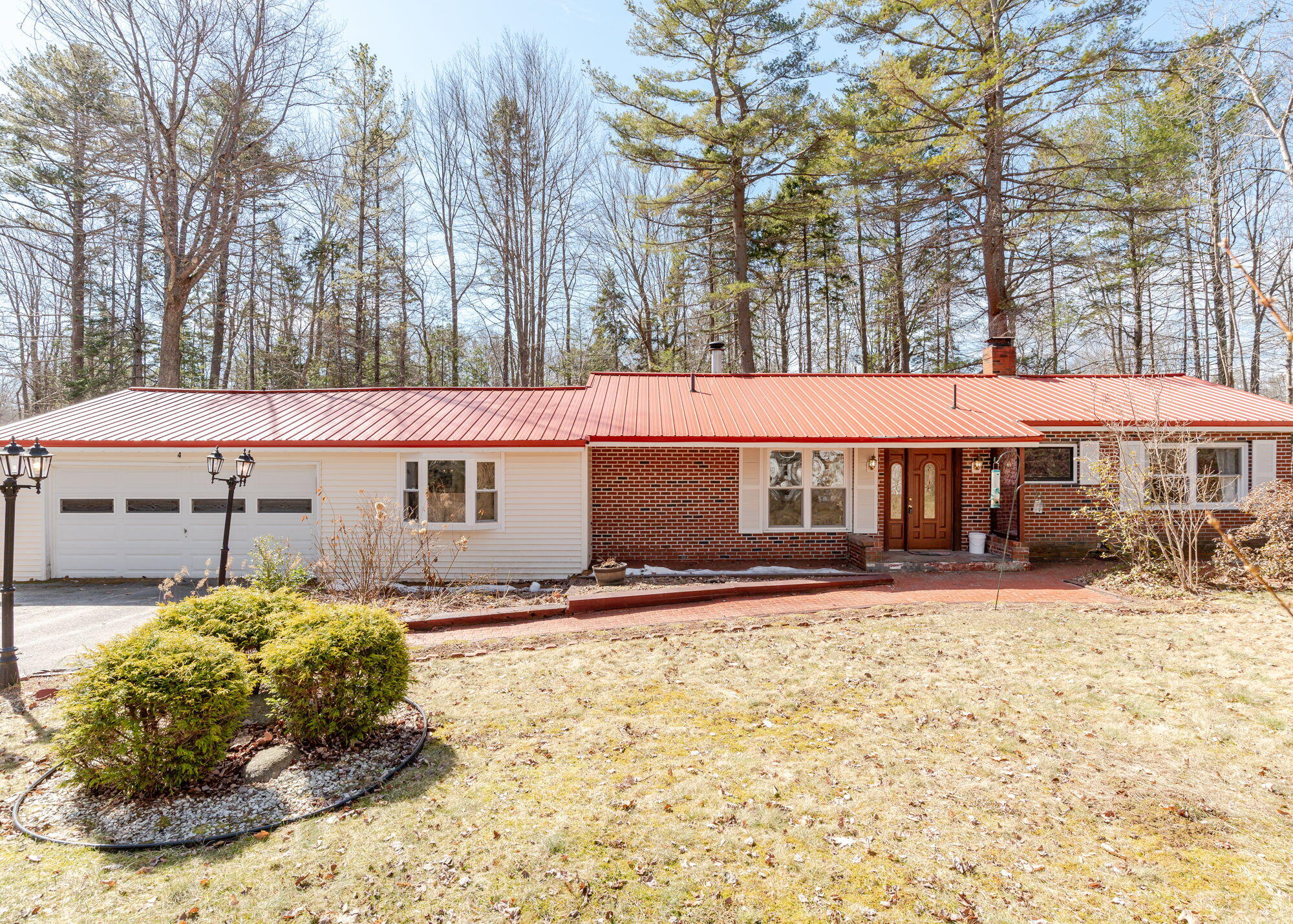 4 Emily Way